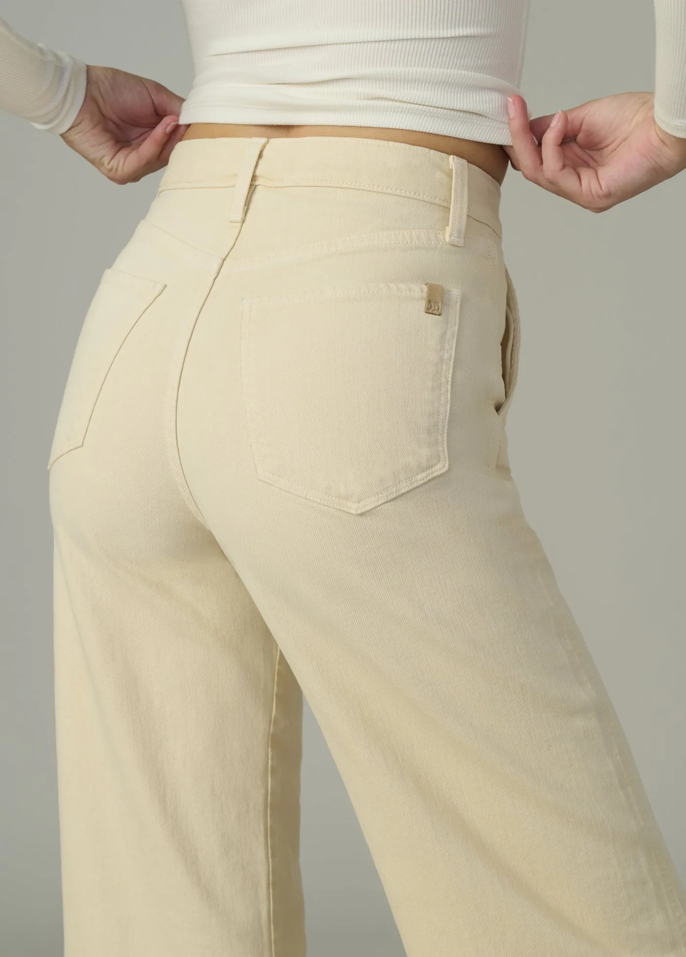 THE TRIXIE sold by Joe's Jeans product image thumbnail 5