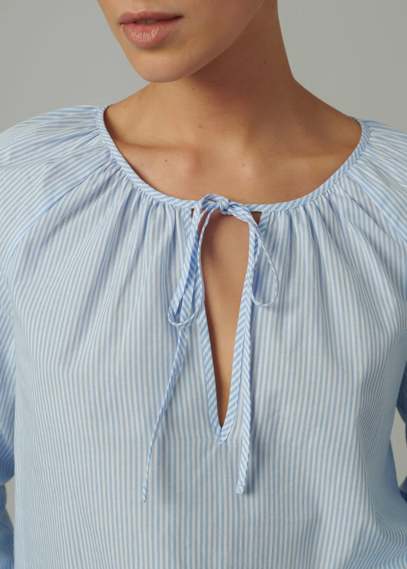 THE EVERYDAY BLOUSE sold by Joe's Jeans product image thumbnail 5