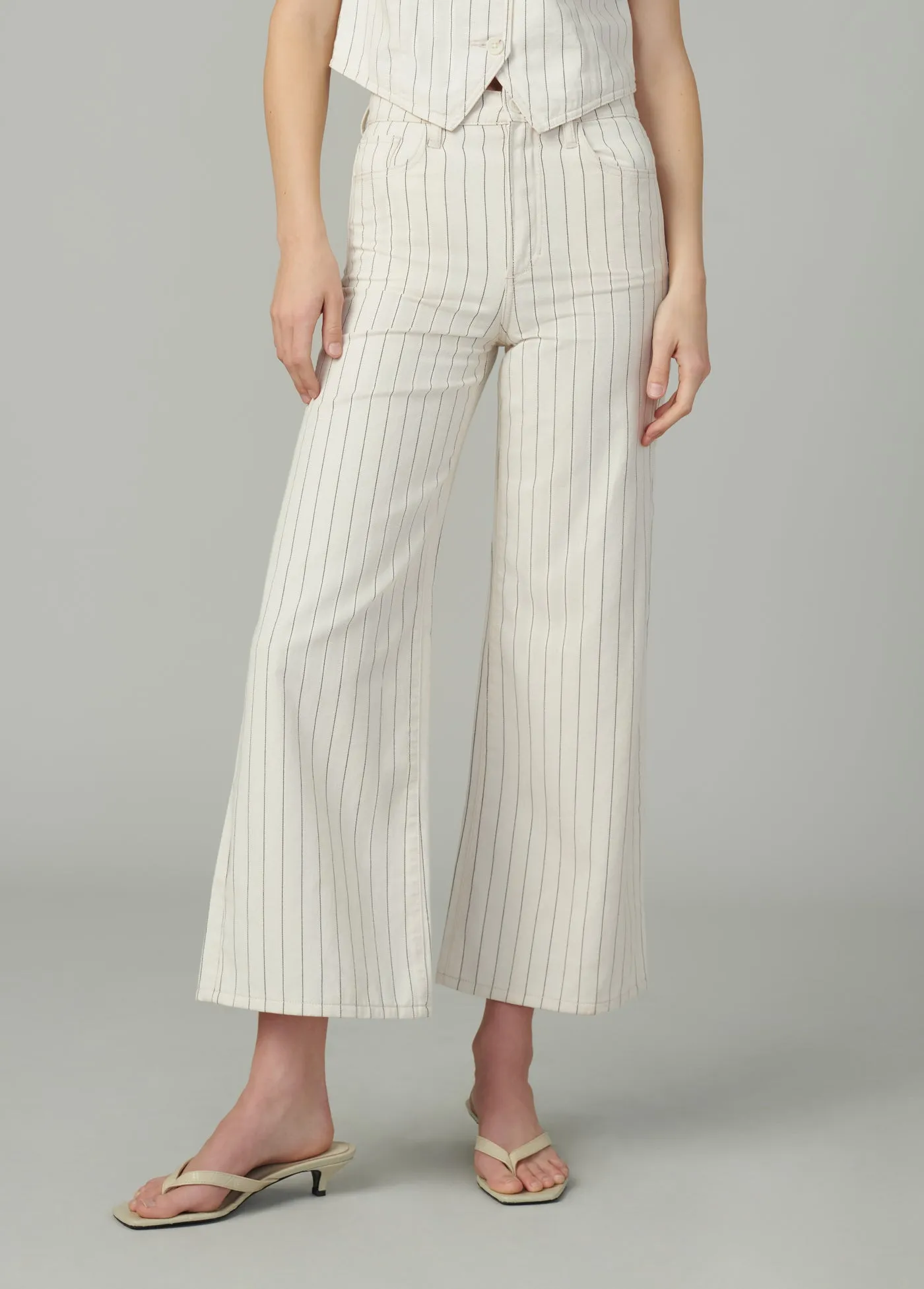 THE MIA sold by Joe's Jeans