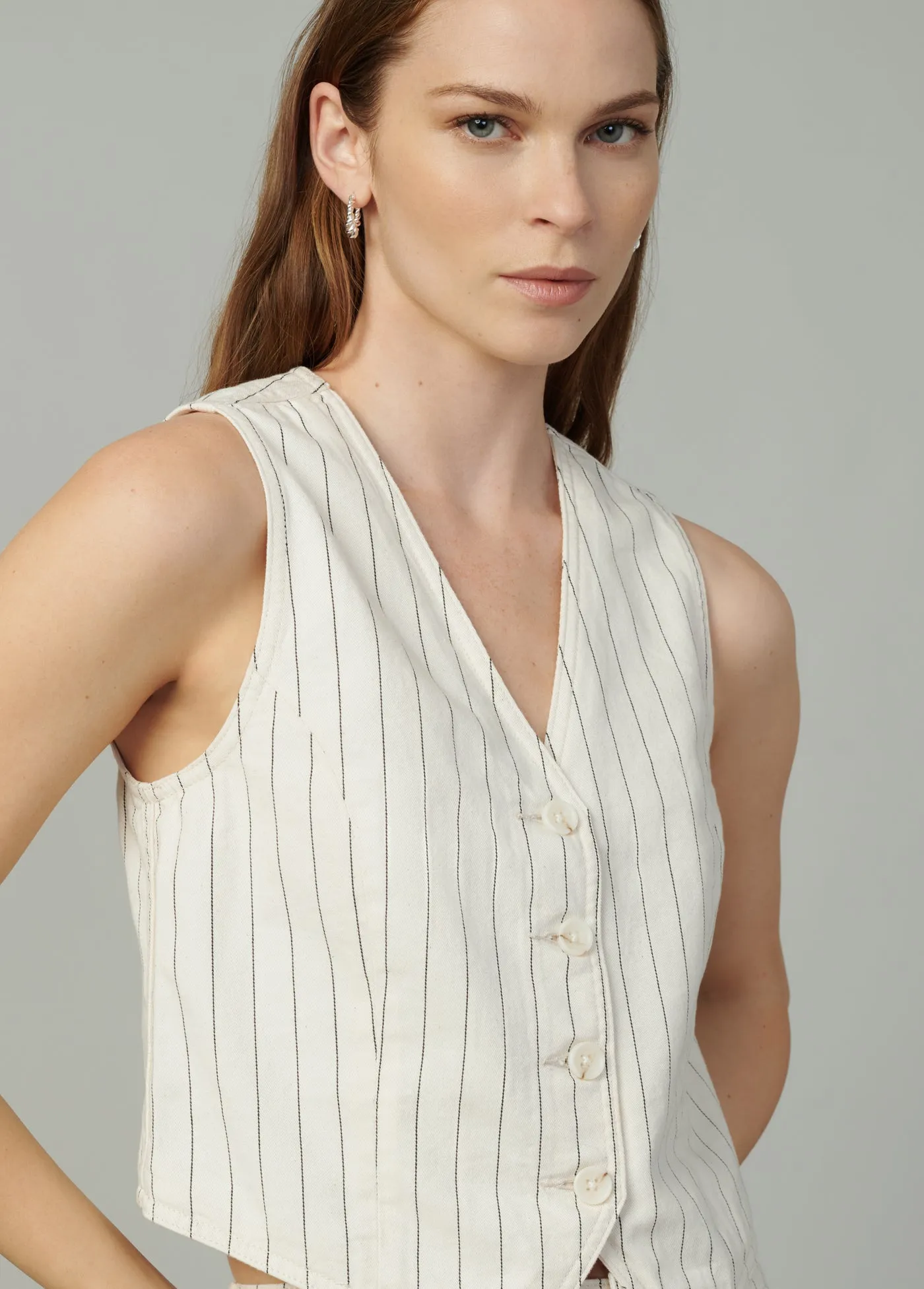 THE RELAXED TAILORED WAISTCOAT sold by Joe's Jeans product image thumbnail 5