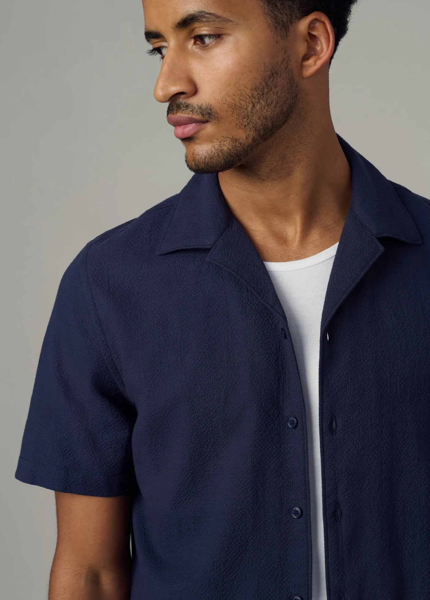 SHORT SLEEVE SEERSUCKER CAMP SHIRT sold by Joe's Jeans product image thumbnail 5