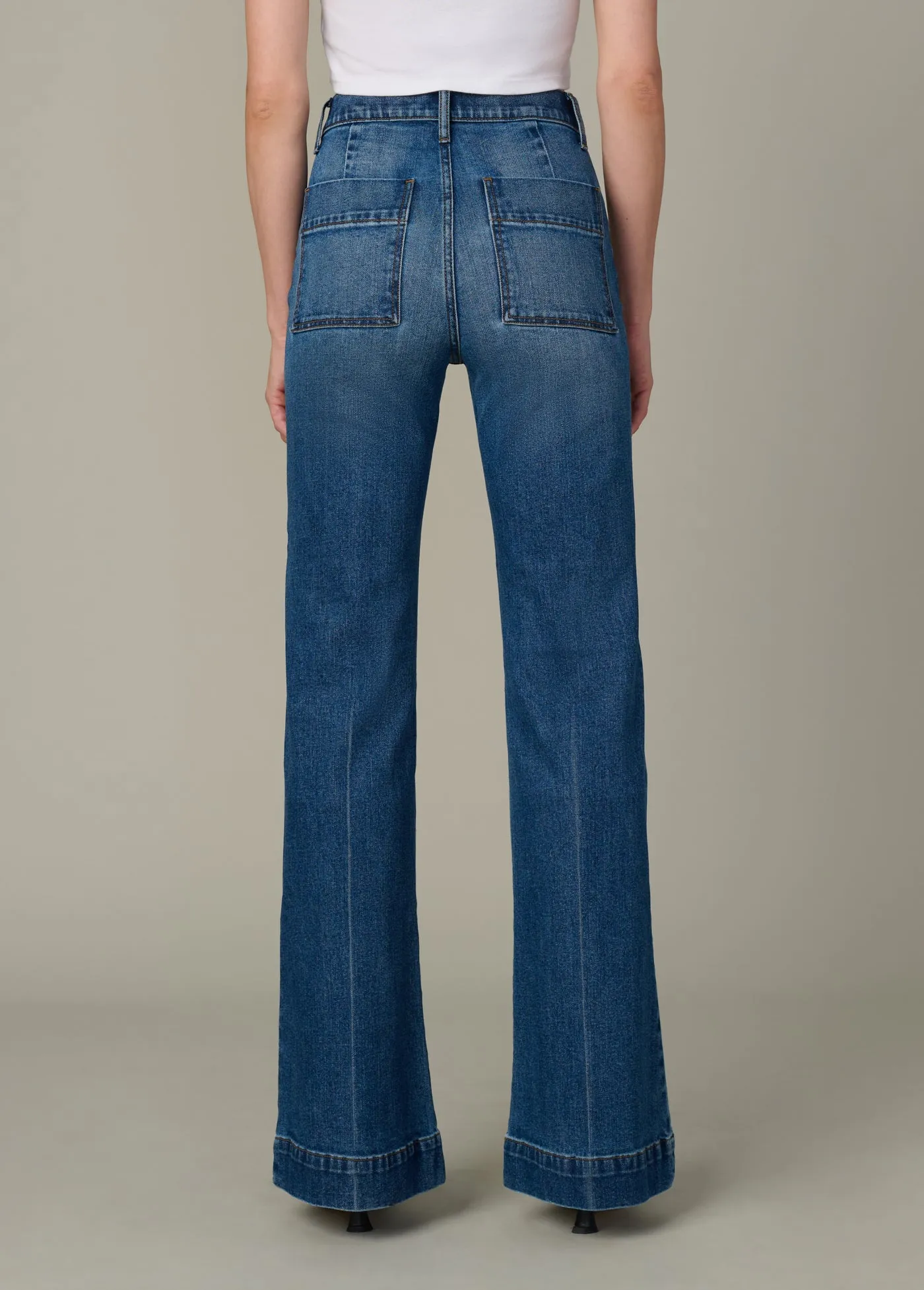 THE MOLLY sold by Joe's Jeans product image thumbnail 4