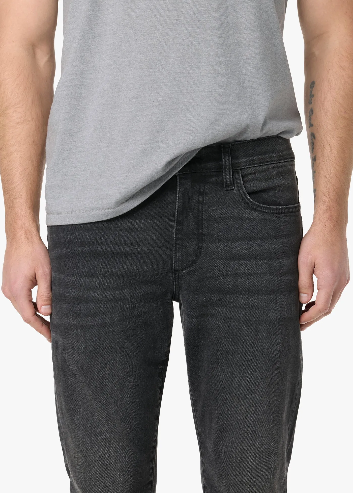THE BRIXTON 32" sold by Joe's Jeans product image thumbnail 4