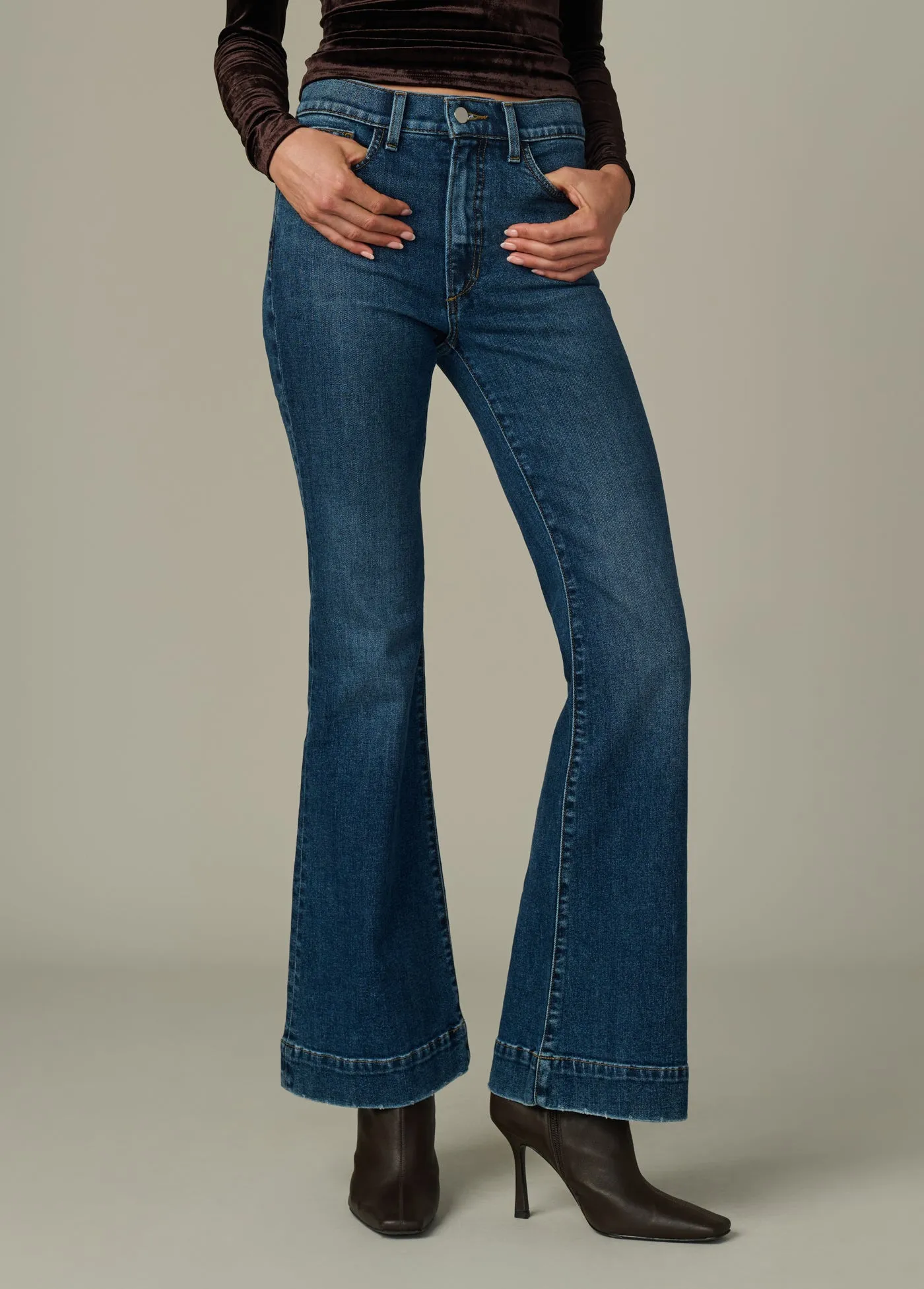 THE MOLLY sold by Joe's Jeans product image thumbnail 2