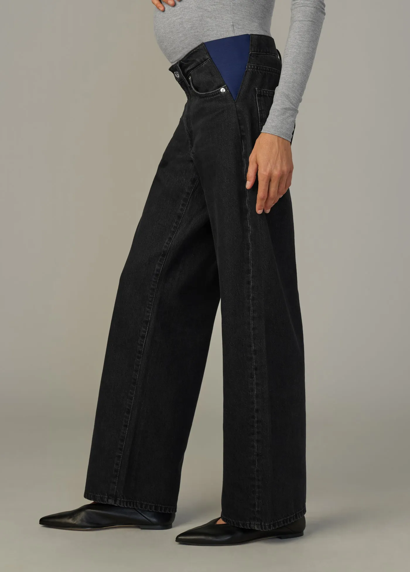 THE RYAN MATERNITY sold by Joe's Jeans product image thumbnail 2