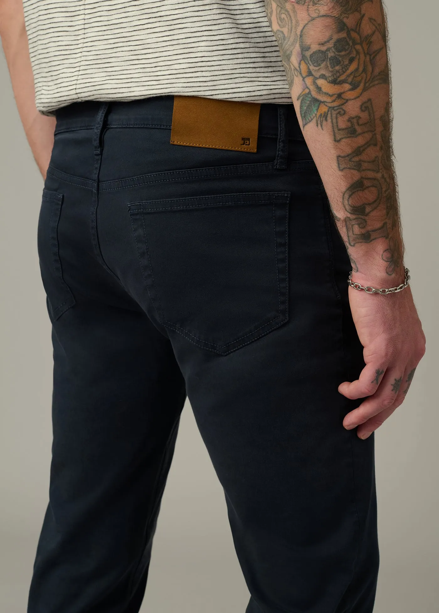 THE BRIXTON LUXE TWILL 32" sold by Joe's Jeans product image thumbnail 5