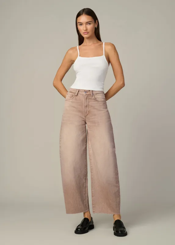 THE BILLIE CROPPED sold by Joe's Jeans