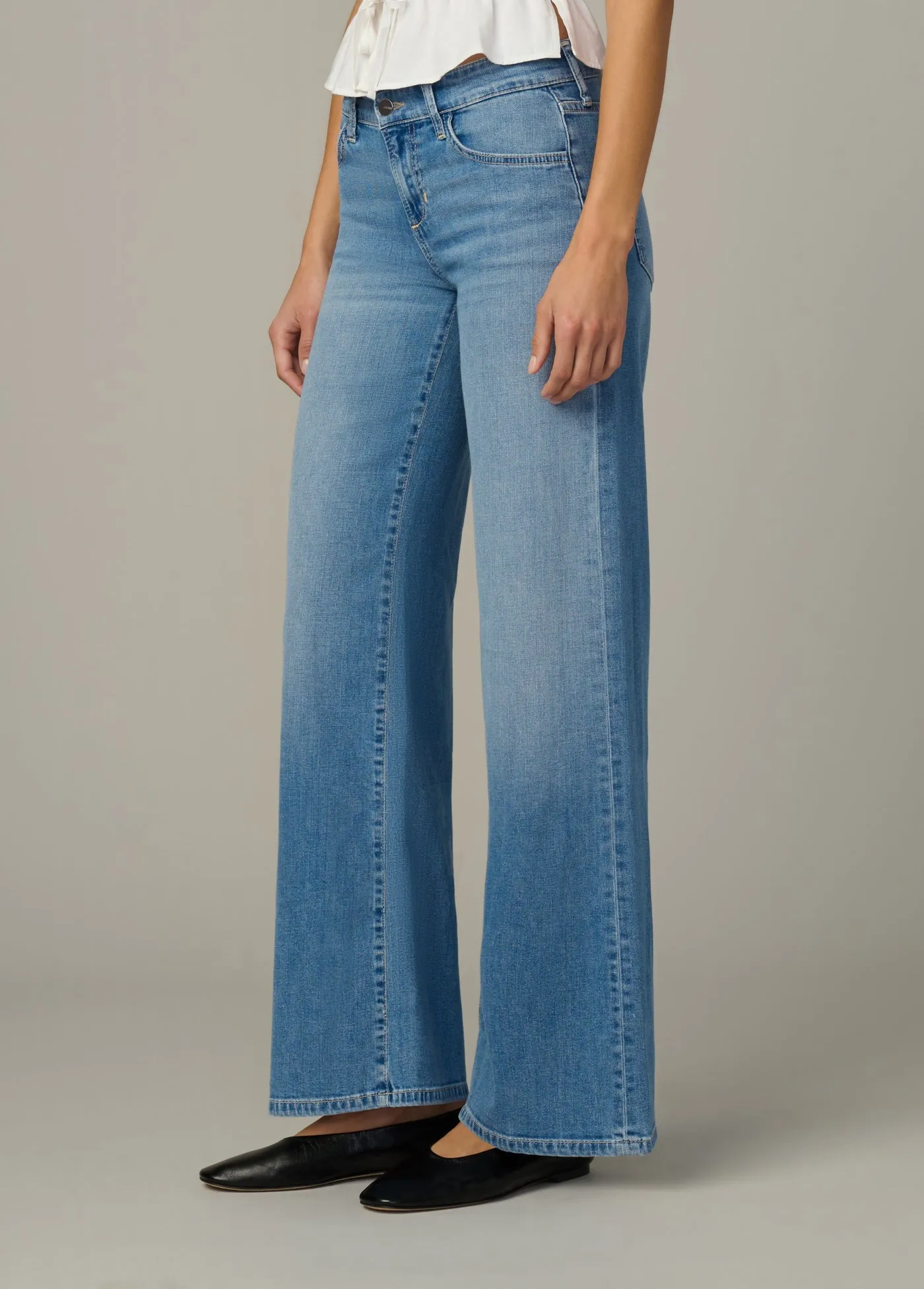 THE LOU LOU sold by Joe's Jeans product image thumbnail 3