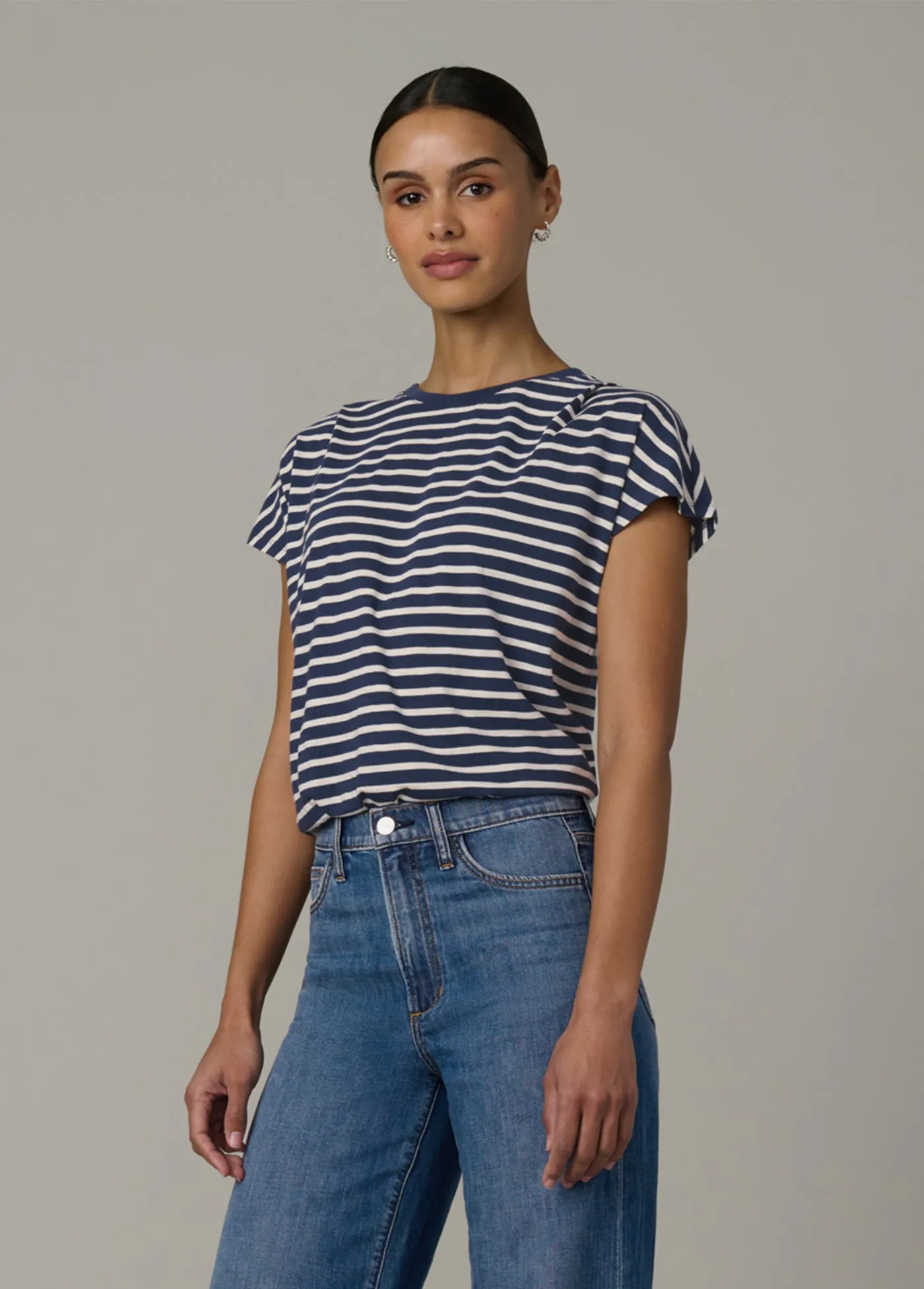 THE BUBBLE TEE sold by Joe's Jeans product image thumbnail 3