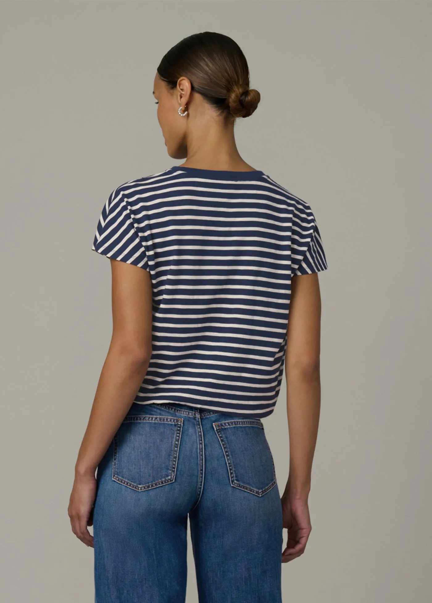 THE BUBBLE TEE sold by Joe's Jeans product image thumbnail 4