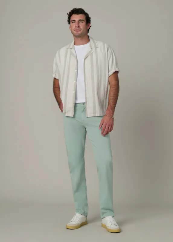 THE BRIXTON LUXE TWILL 32" made by Joe's Jeans