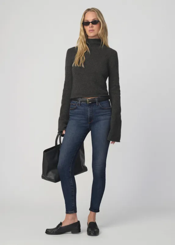 THE CHARLIE made by Joe's Jeans