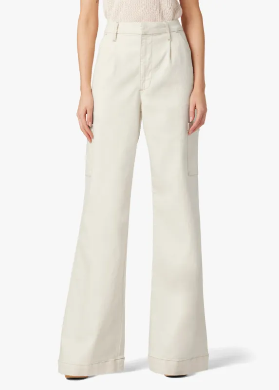 THE PETRA sold by Joe's Jeans