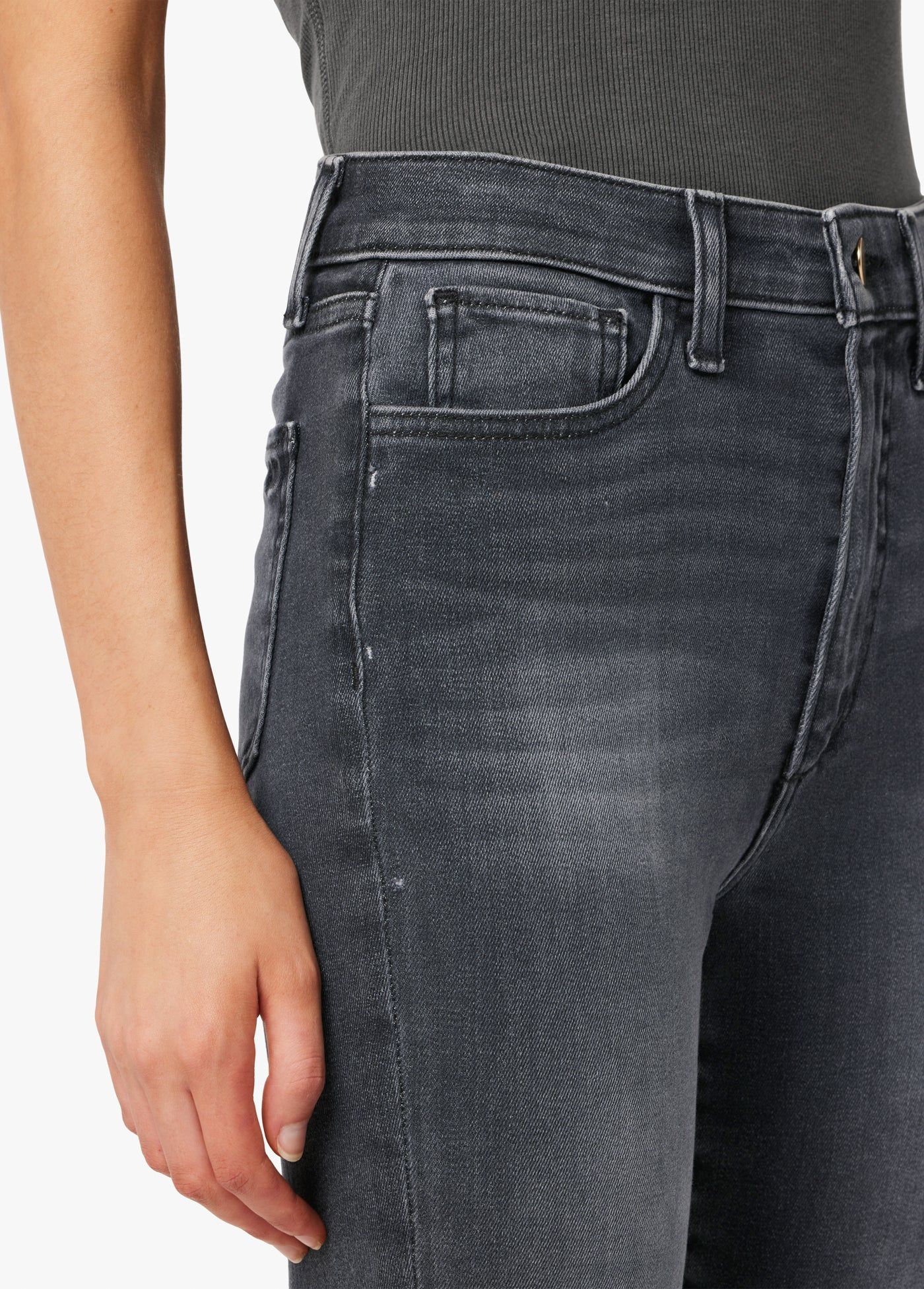 ANDREA'S LOOKBOOK X JOE'S JEANS | THE ANDREA SKINNY sold by Joe's Jeans product image thumbnail 6