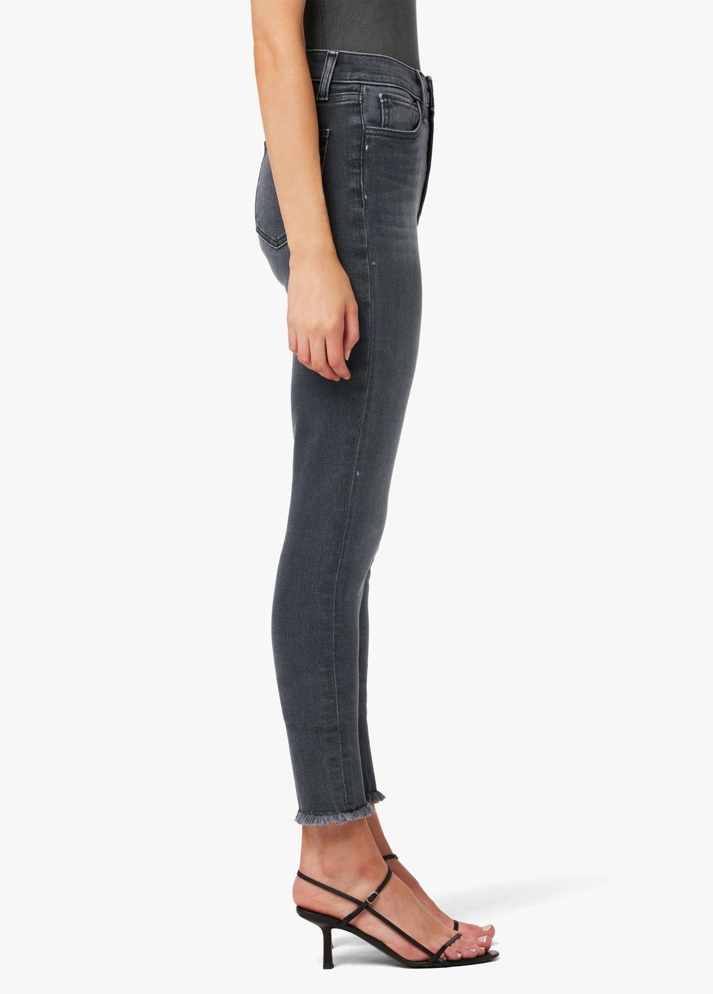 ANDREA'S LOOKBOOK X JOE'S JEANS | THE ANDREA SKINNY sold by Joe's Jeans product image thumbnail 2