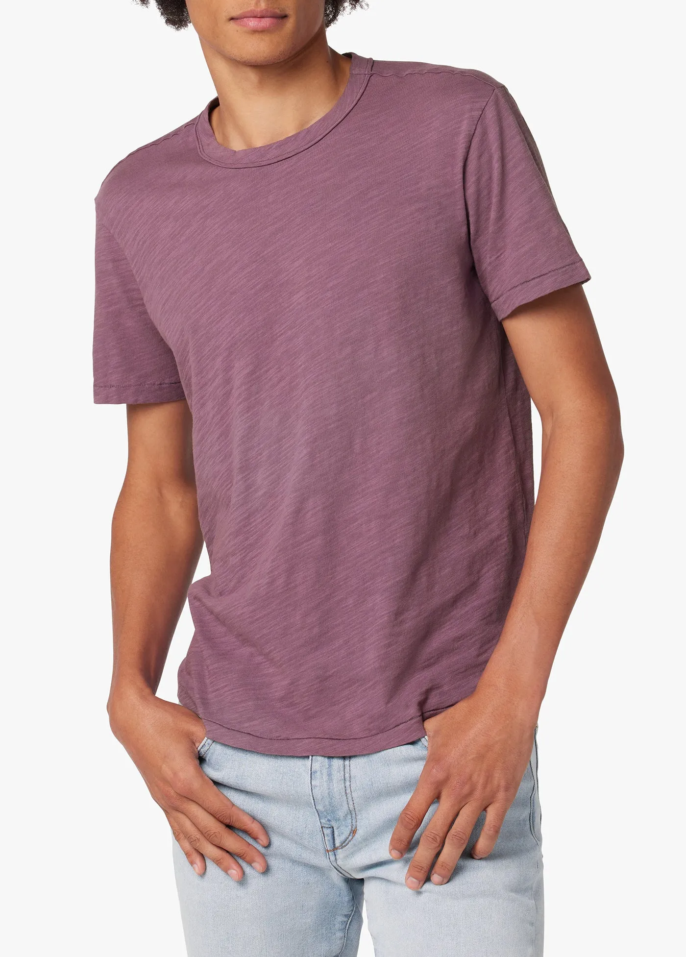 ESSENTIAL CURVED HEM SLUB TEE sold by Joe's Jeans