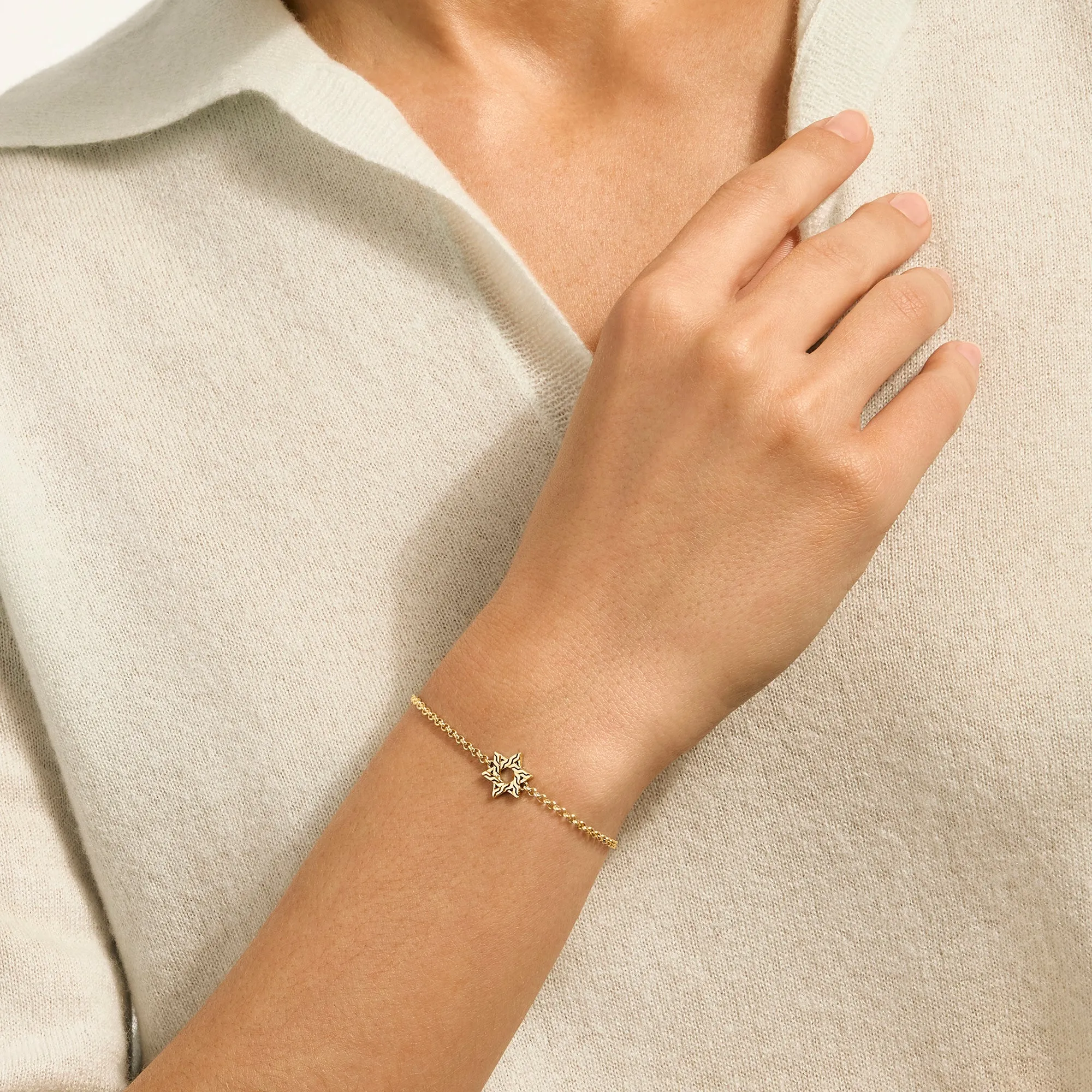 JH Essential Star of David Bracelet, Gold|BUGG98942 sold by John Hardy product image thumbnail 4