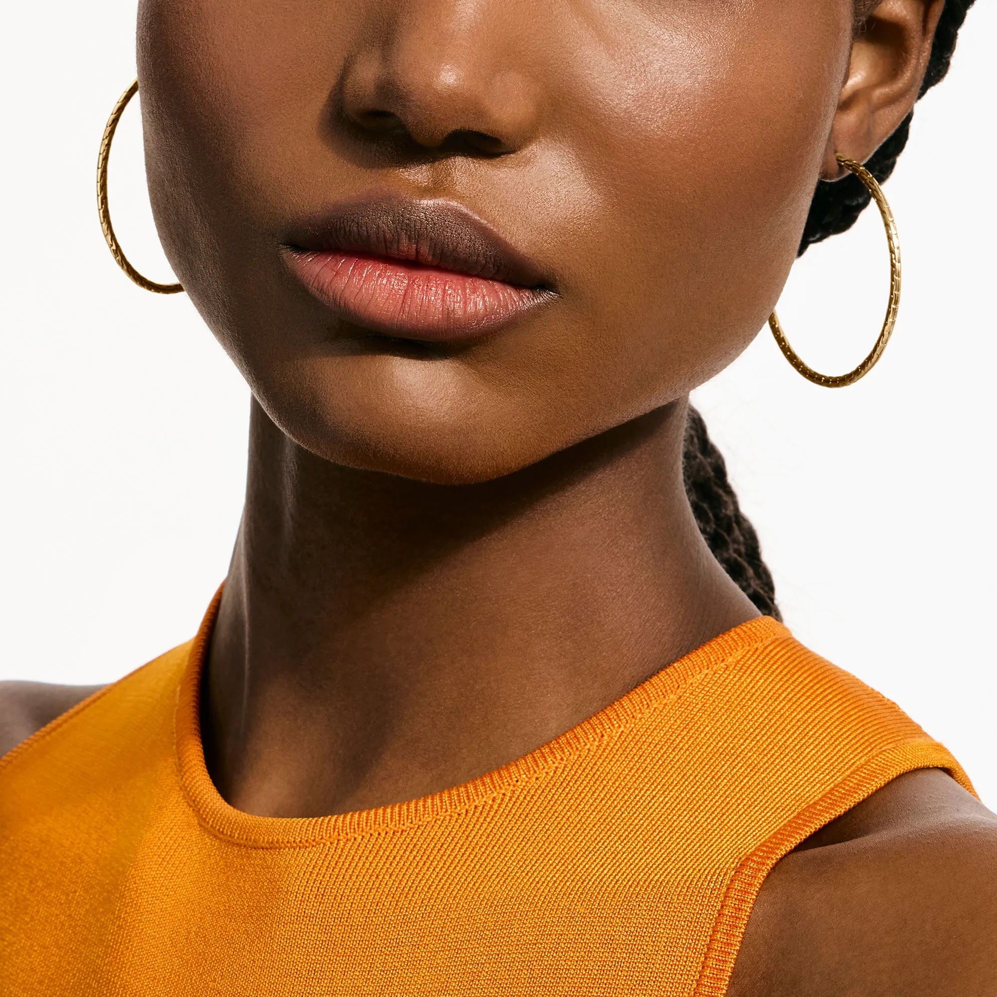 JH Essential Flex Hoop Earrings, Gold, 50MM|EGG98925 sold by John Hardy product image thumbnail 4