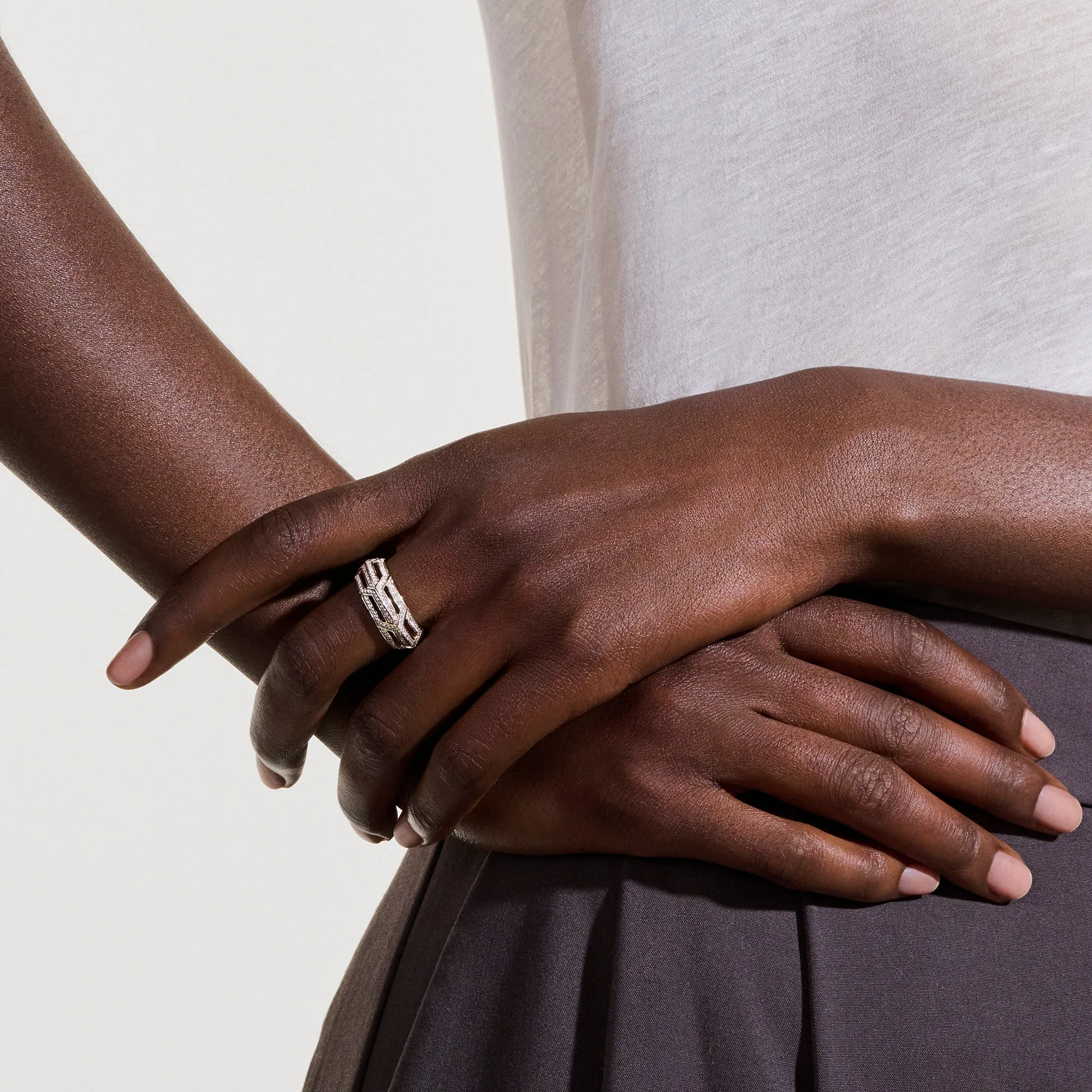 Icon 50 Band Ring, Gold, Diamonds, 8MM|RGGX987522DI sold by John Hardy product image thumbnail 5