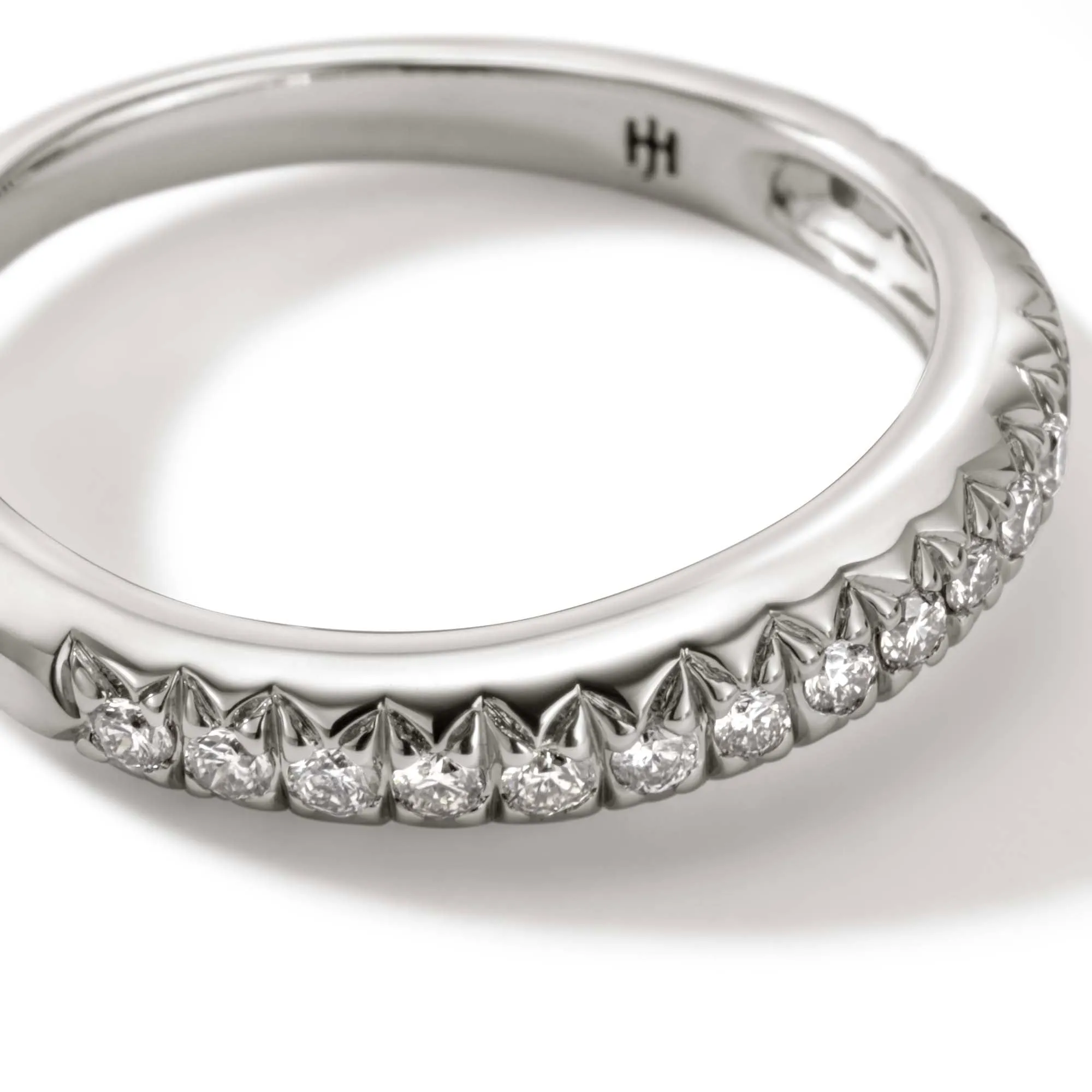 Surf Ring, Sterling Silver, Diamonds, Slim|RBP9011112DI sold by John Hardy product image thumbnail 2