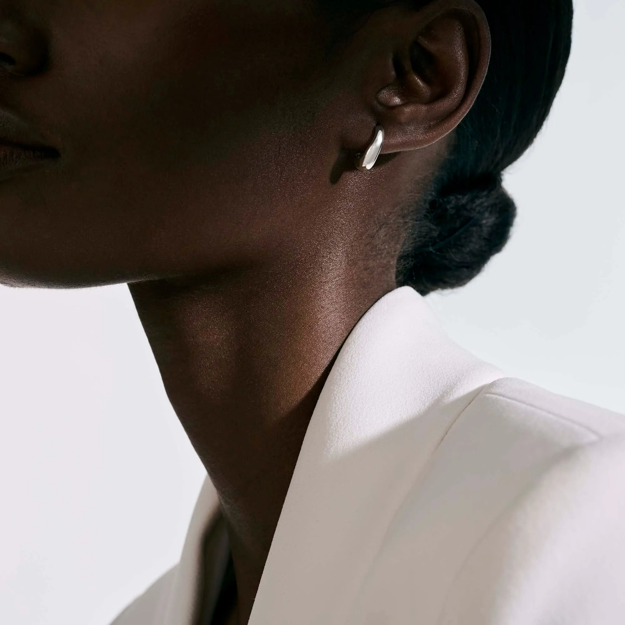 Surf J Hoop Earring, Sterling Silver, 15.5MM|EB901123 sold by John Hardy product image thumbnail 5