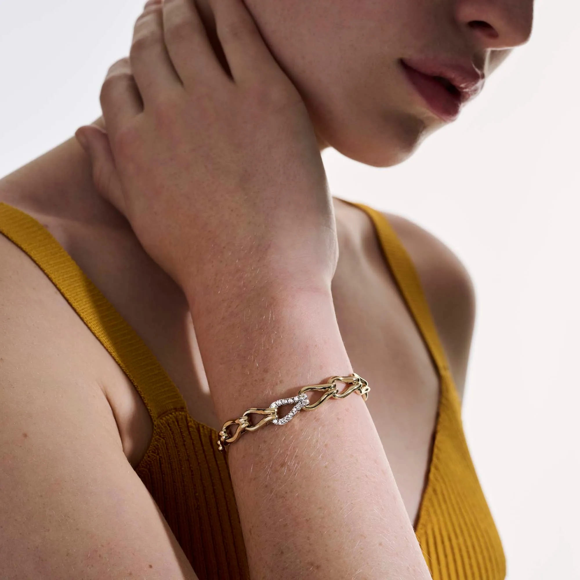 Surf Bracelet, Gold, Diamonds, 8.5MM|BUGGX90109022DI sold by John Hardy product image thumbnail 5