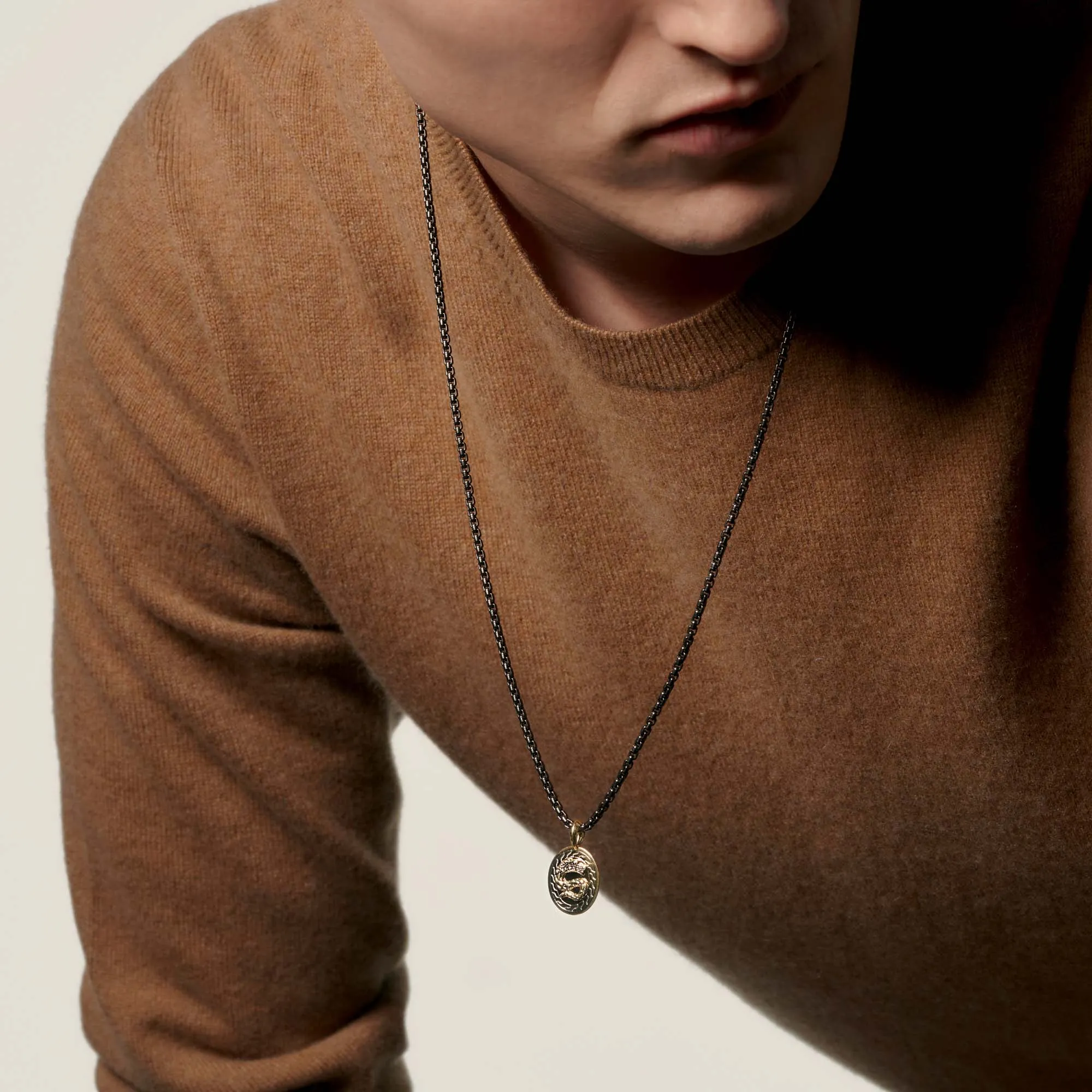 Naga Pendant, Gold|HMG60146 sold by John Hardy product image thumbnail 5