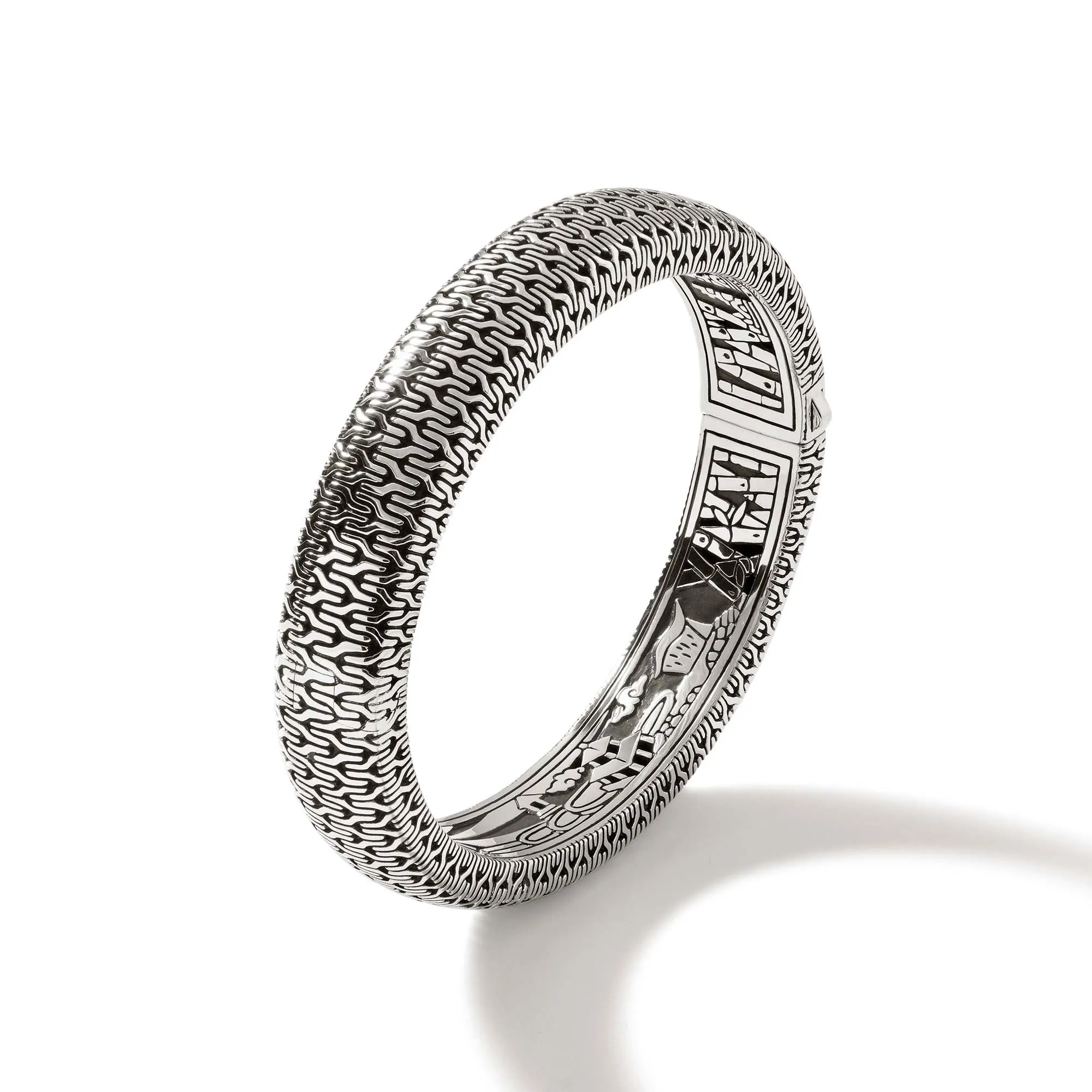 Carved Chain Hinged Bangle, Sterling Silver|BB900968 sold by John Hardy product image thumbnail 3