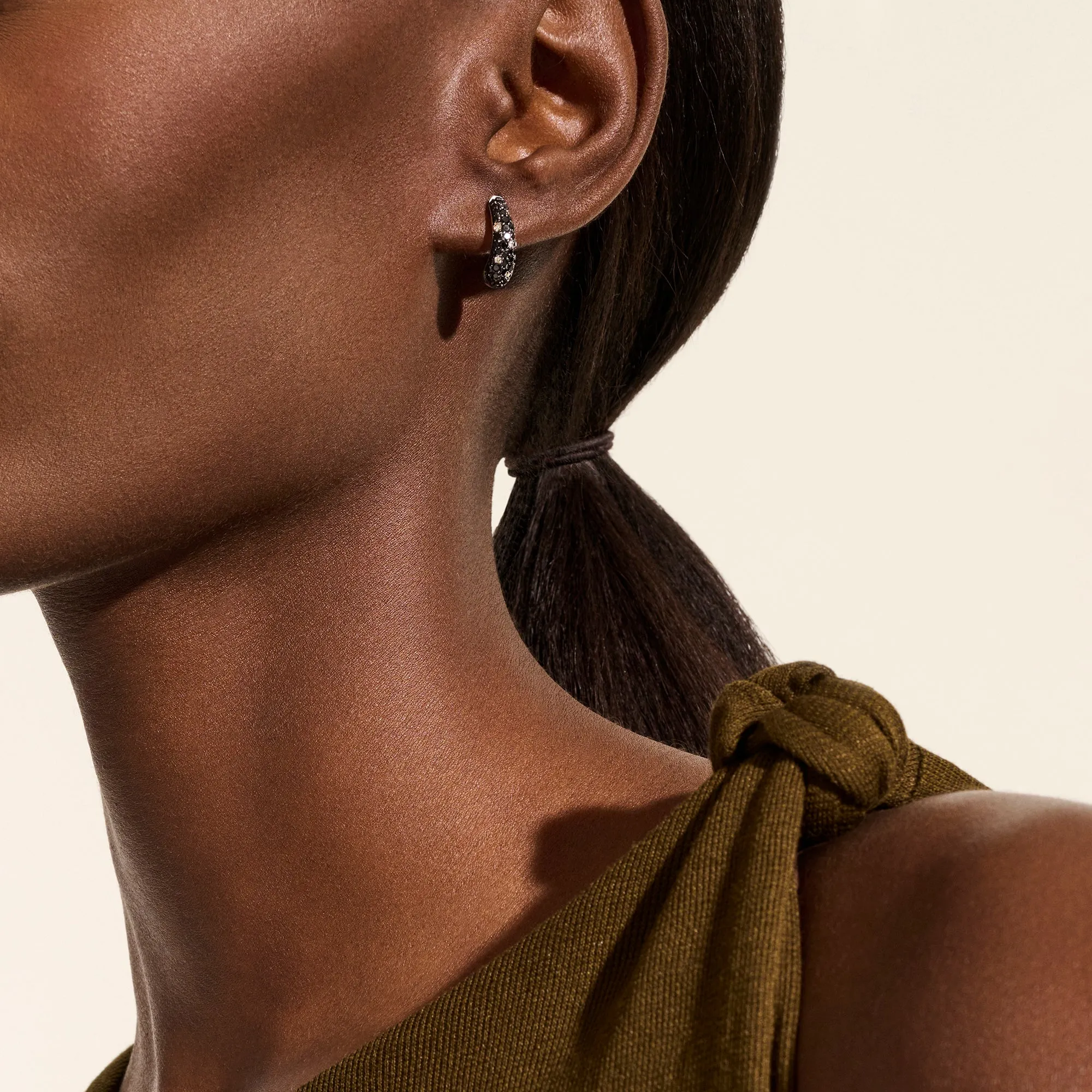 Surf Hoop Earring, Sterling Silver, Black Sand Diamond Pavé, 16MM|EBP90112322MDI sold by John Hardy product image thumbnail 5