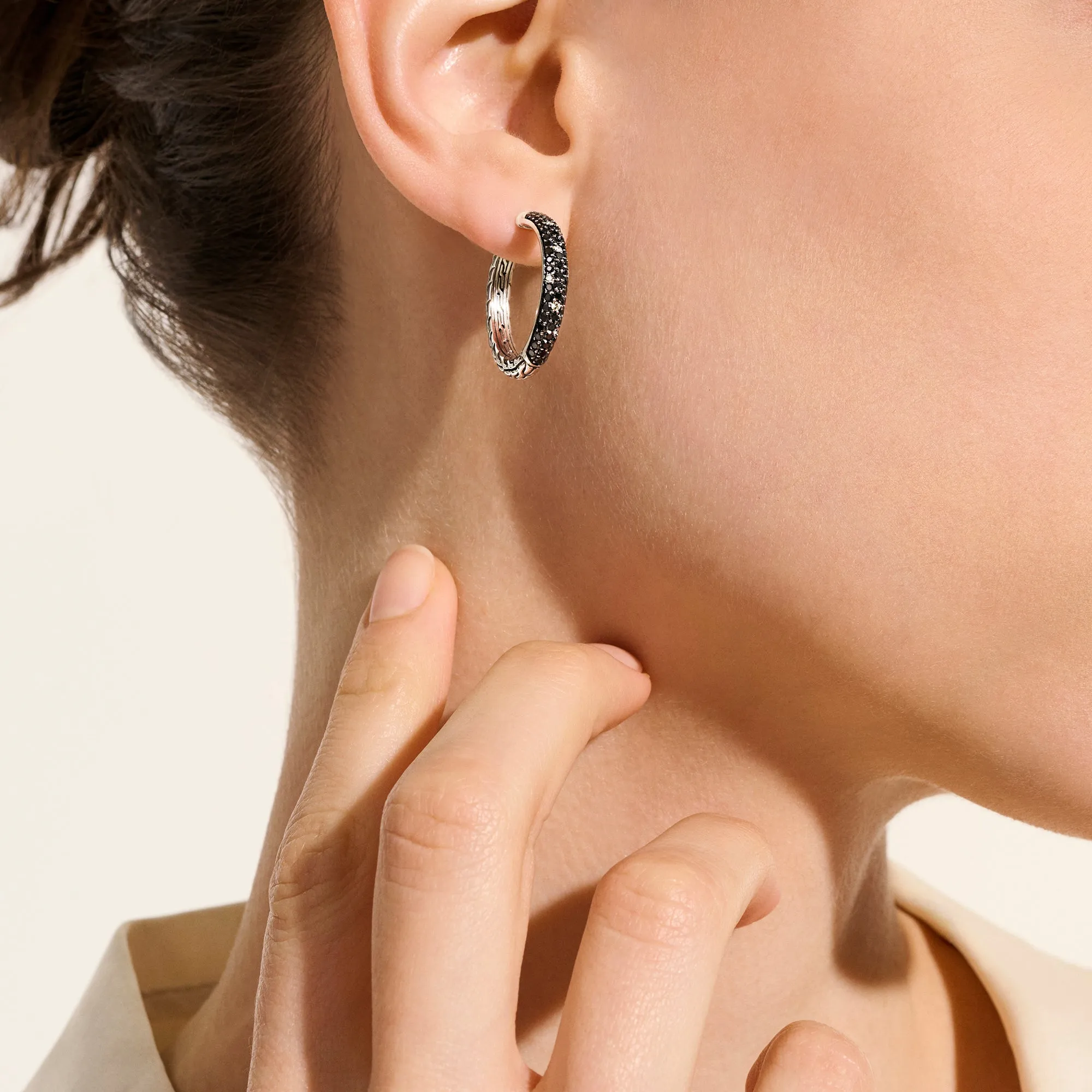 JH Essentials Hoop Earring, Sterling Silver, Black Sand Diamond Pavé, 22.5MM|EBP987102MDI sold by John Hardy product image thumbnail 5