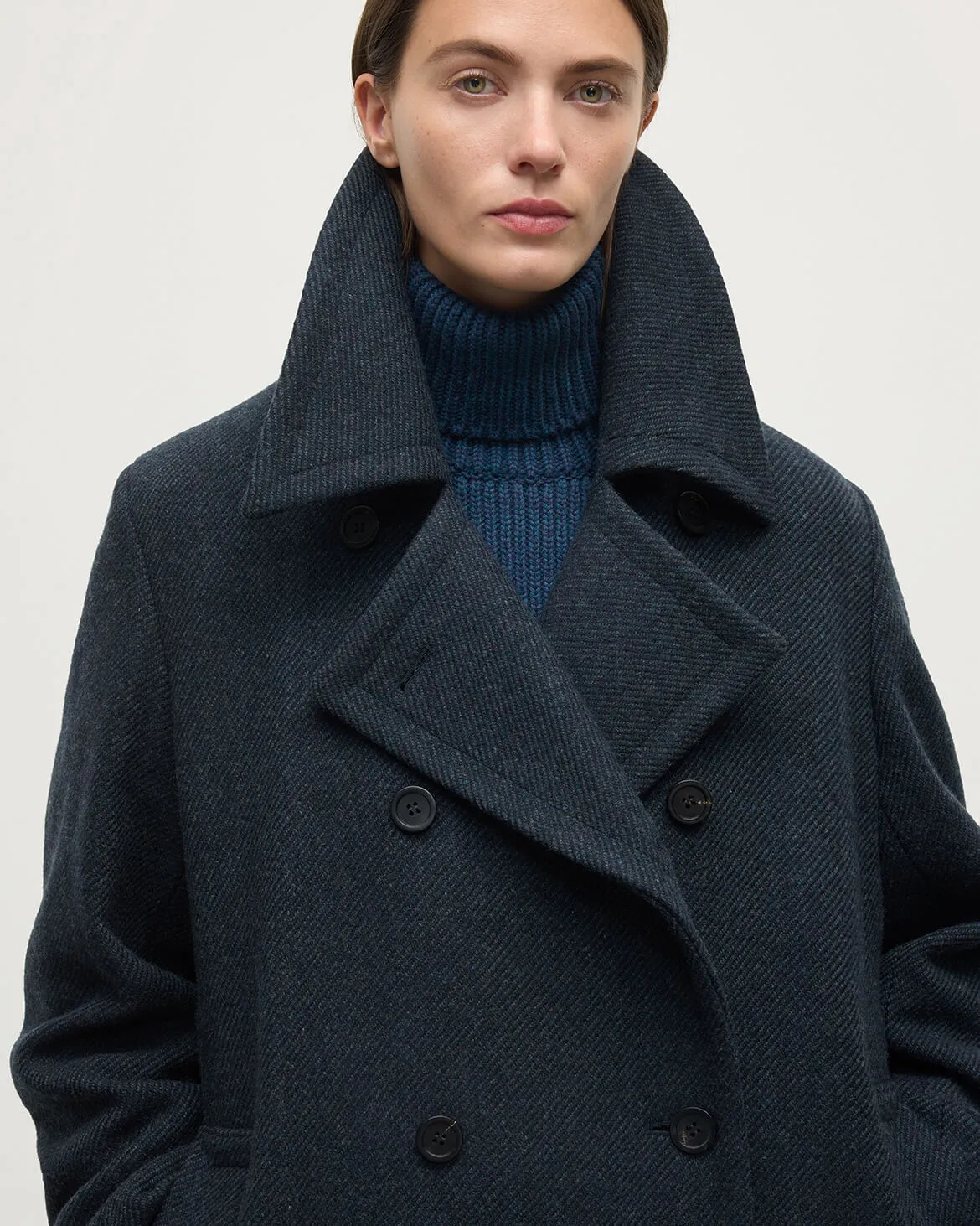 The Great Coat in Green sold by Johnstons of Elgin product image thumbnail 5