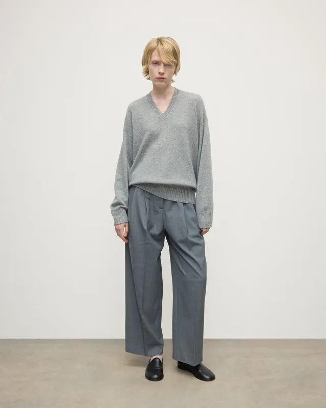 Relaxed Fit Gauzy Light Grey Cashmere Jumper sold by Johnstons of Elgin