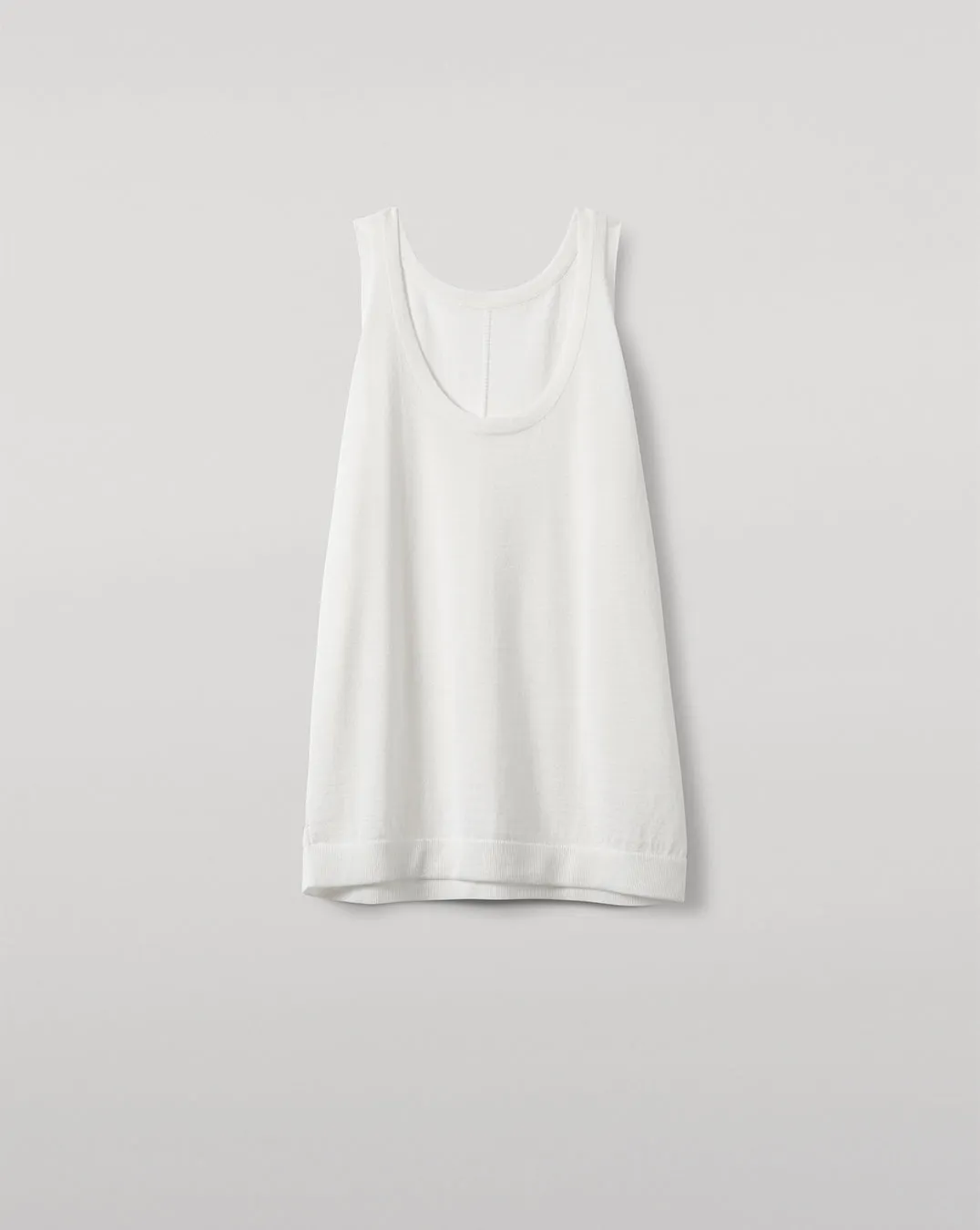 Greer White Merino Vest sold by Johnstons of Elgin product image thumbnail 2