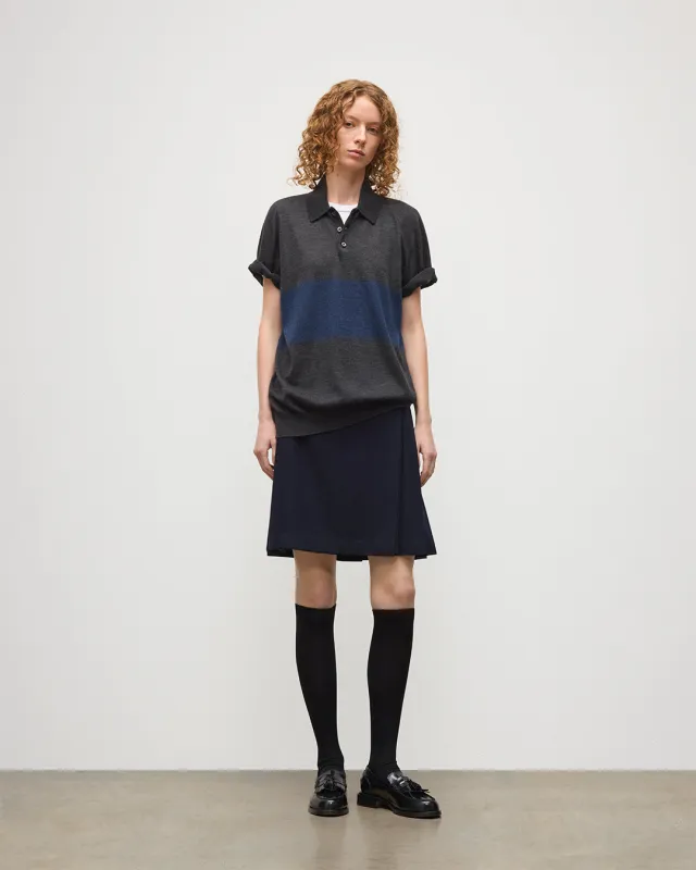 Le Kilt | Johnstons of Elgin Navy Kilt made by Johnstons of Elgin