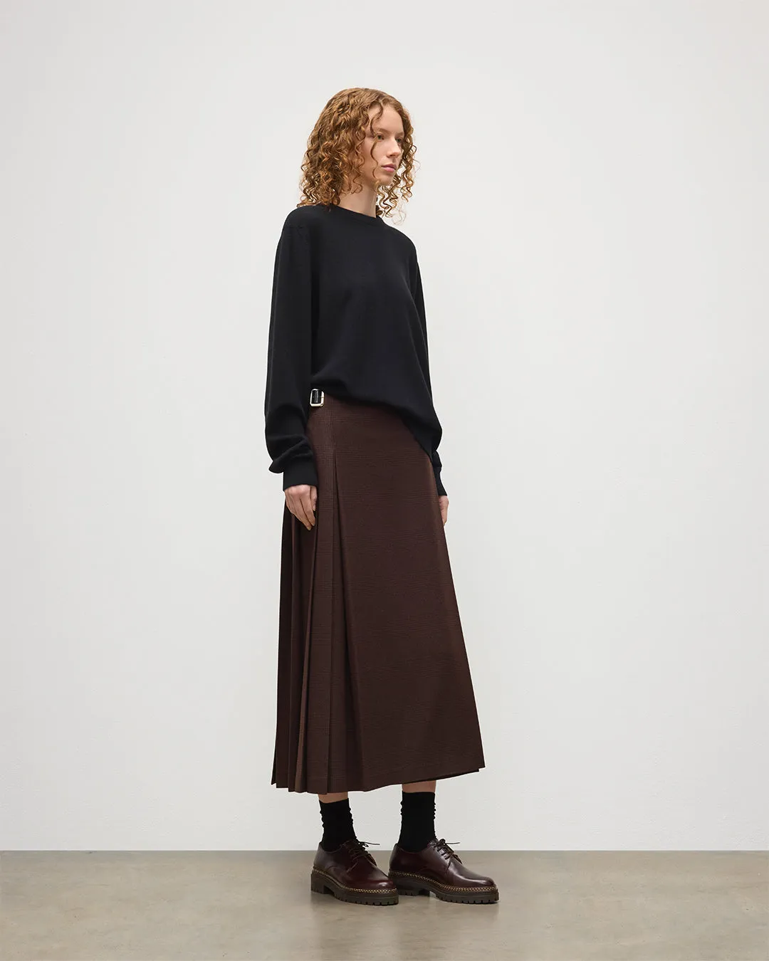 Le Kilt | Johnstons of Elgin Brown Long Kilt sold by Johnstons of Elgin product image thumbnail 3