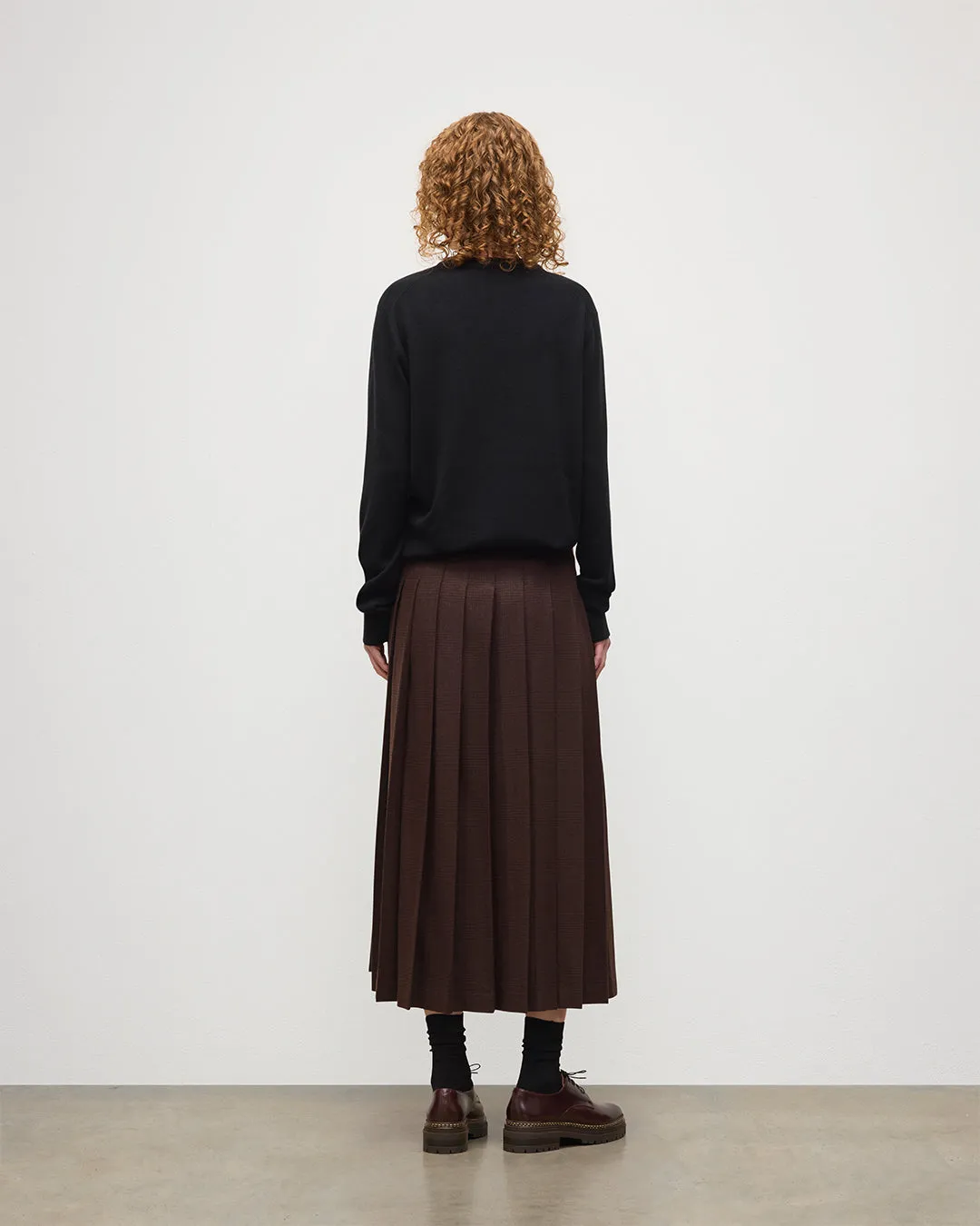 Le Kilt | Johnstons of Elgin Brown Long Kilt sold by Johnstons of Elgin product image thumbnail 4
