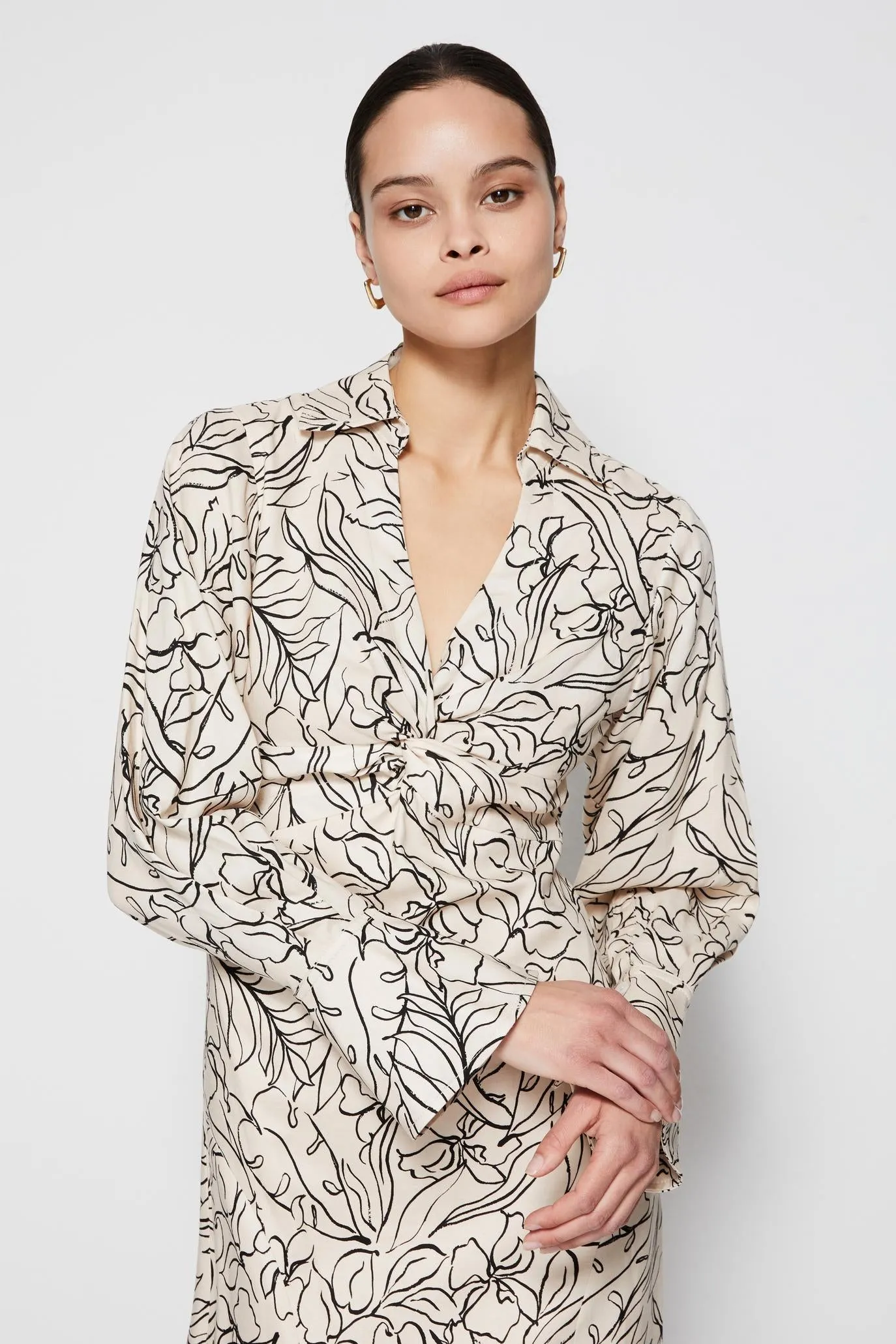 Lee Linen Midi Dress sold by Jonathan Simkhai product image thumbnail 4