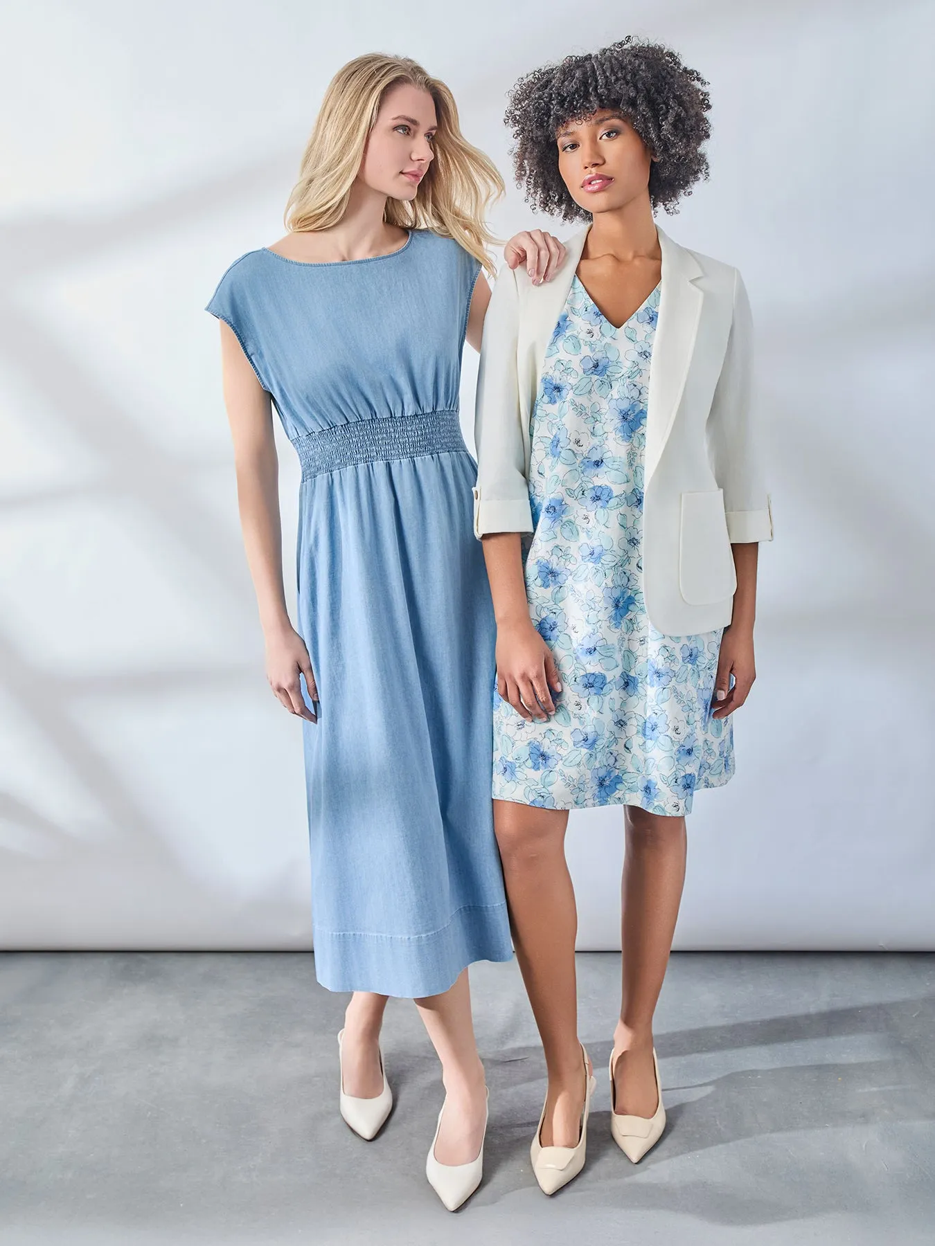 Plus Gina V-Neck Knee Length Dress sold by Jones New York product image thumbnail 5