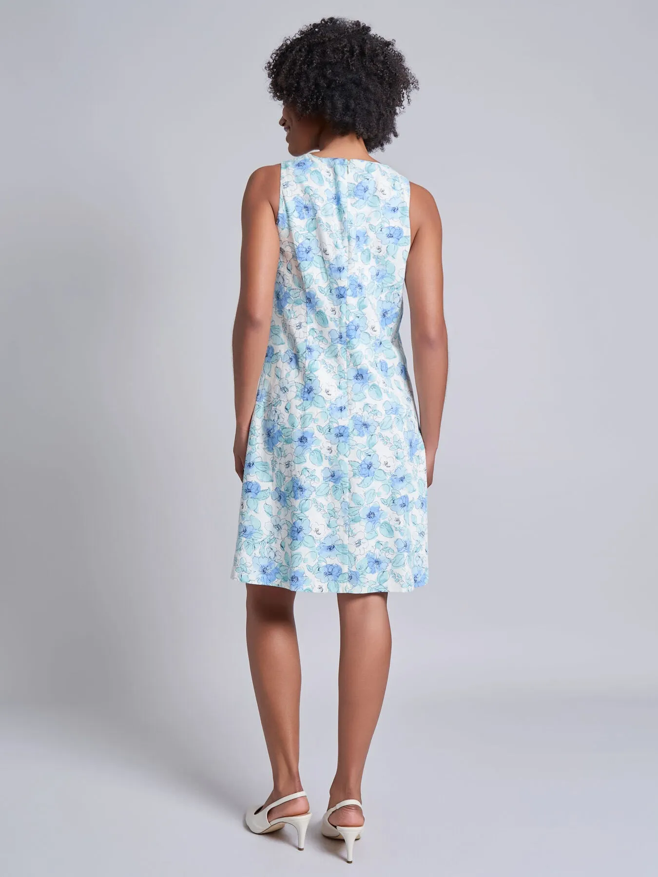 Plus Gina V-Neck Knee Length Dress sold by Jones New York product image thumbnail 4