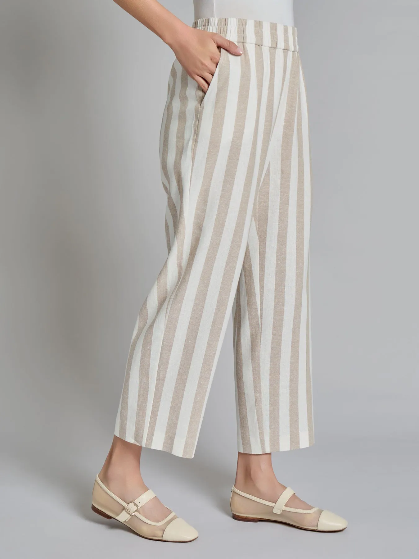 Pull-On Cropped Pant, Linen Blend sold by Jones New York product image thumbnail 2