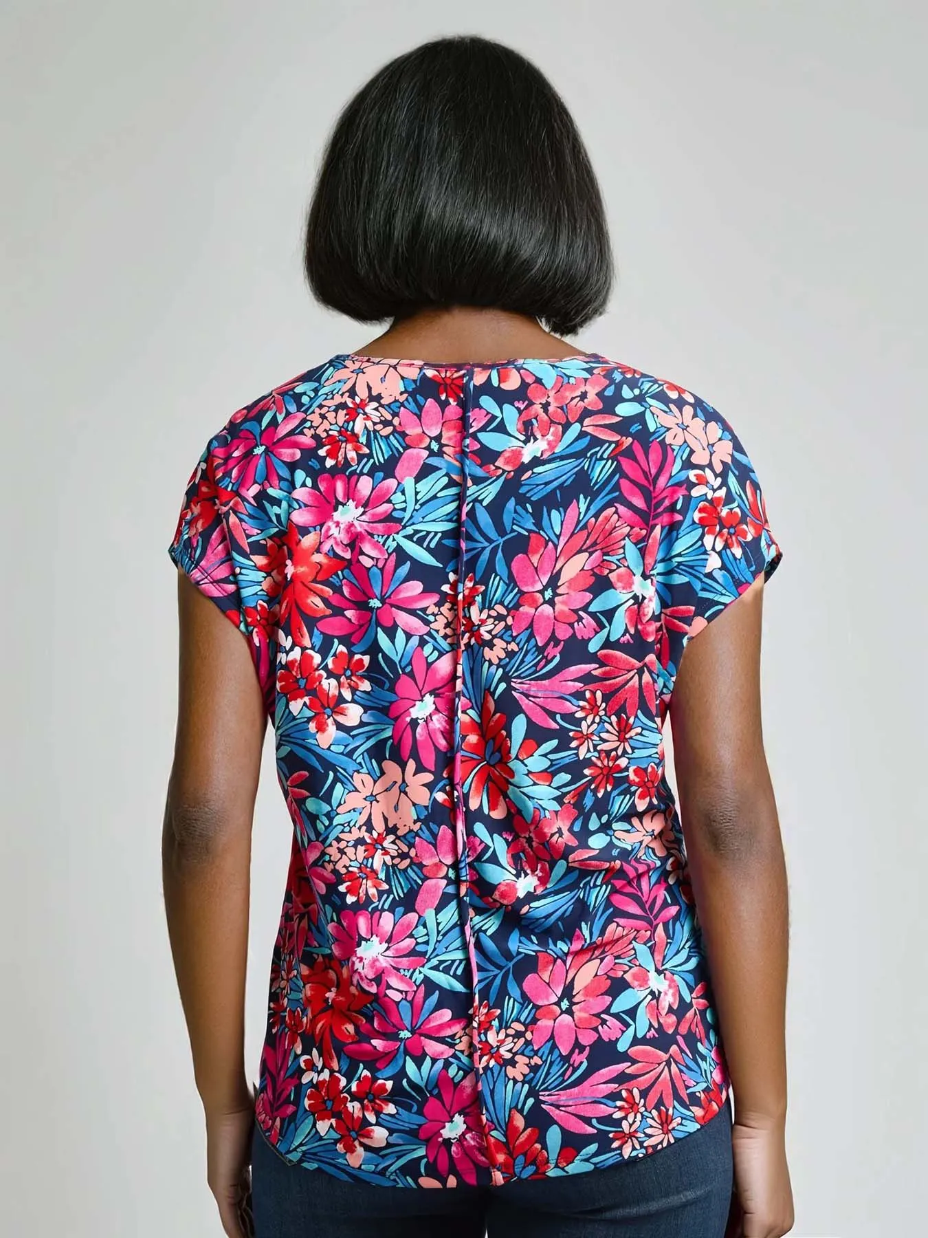 V-Neck Seam Detail Tee sold by Jones New York product image thumbnail 3