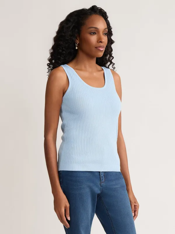 Sutton Scoop Neck Tank Top made by Jones New York