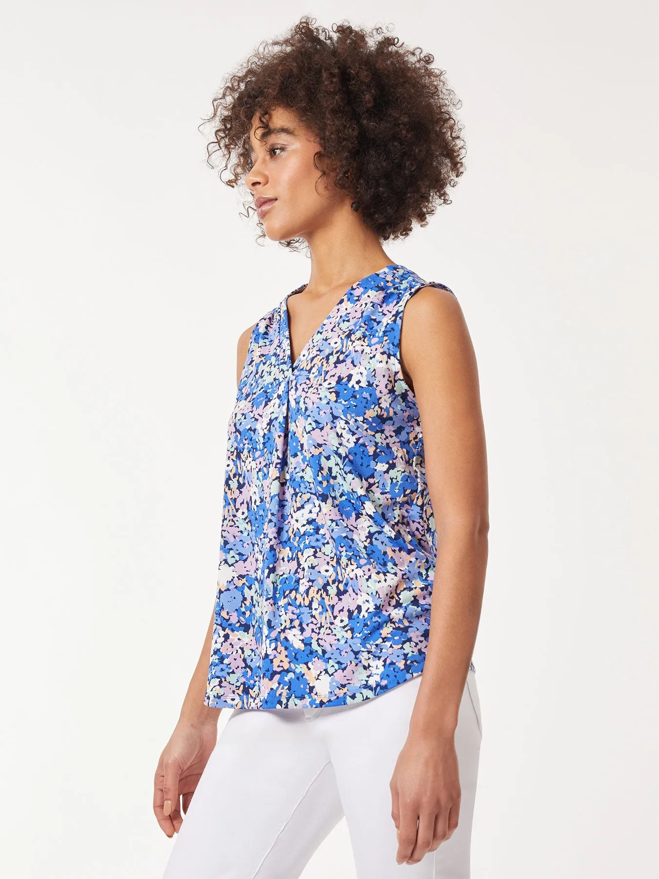 Sleeveless Printed V-Neck Moss Crepe Top sold by Jones New York product image thumbnail 2