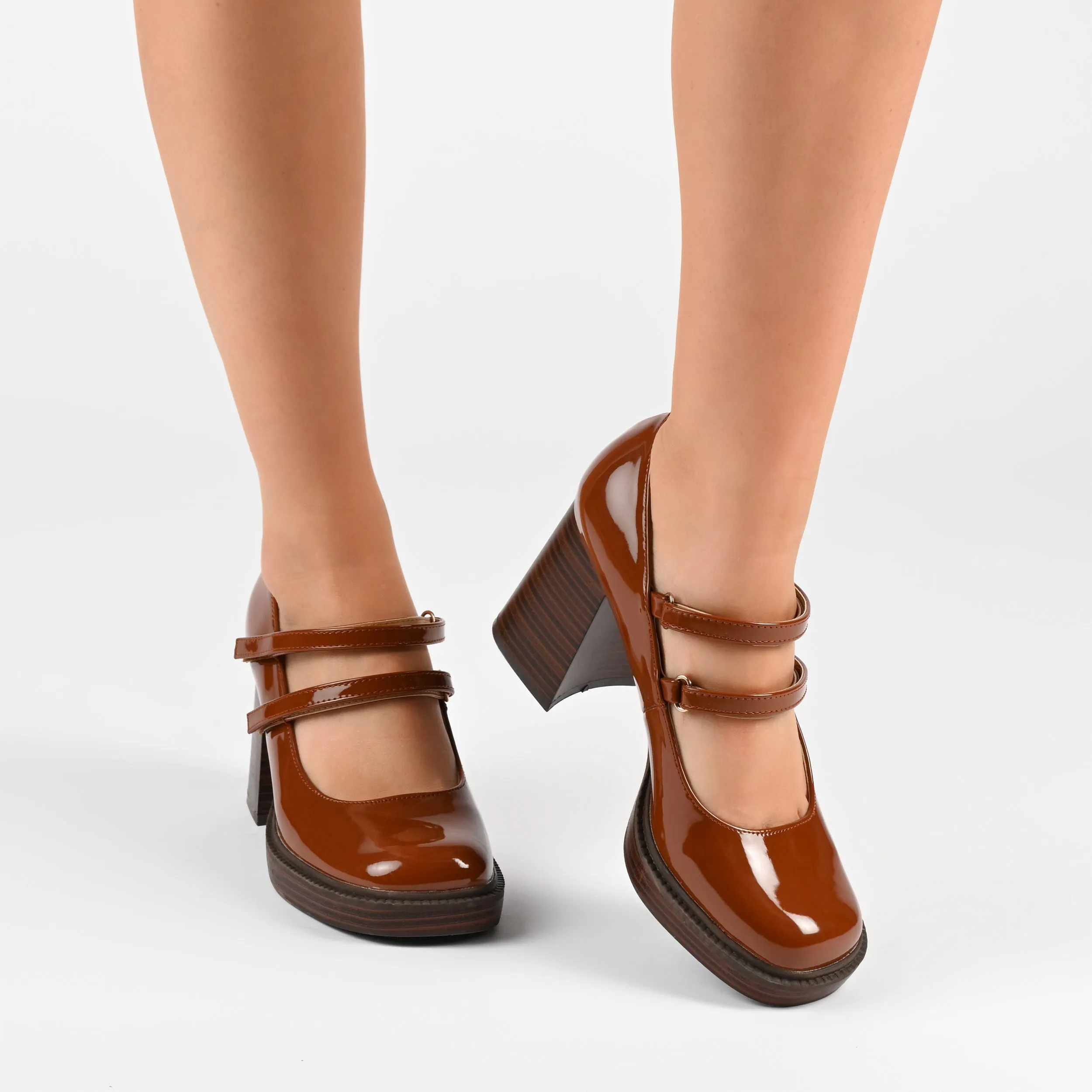 SHASTA MARY JANE PUMP HEELS IN PATENT sold by Journee Collection product image thumbnail 2