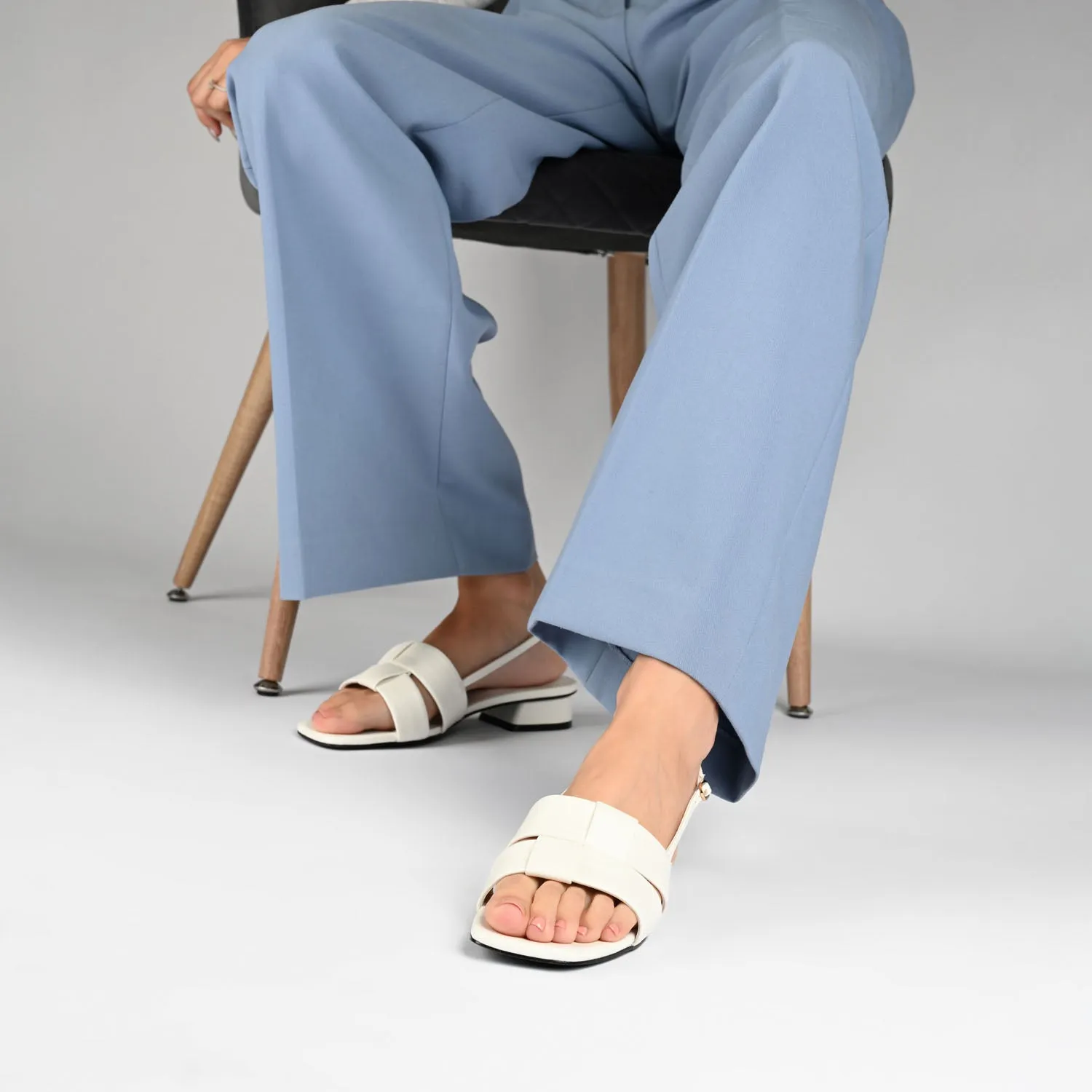 TABATHA LOW BLOCK HEELS IN VEGAN LEATHER sold by Journee Collection product image thumbnail 2