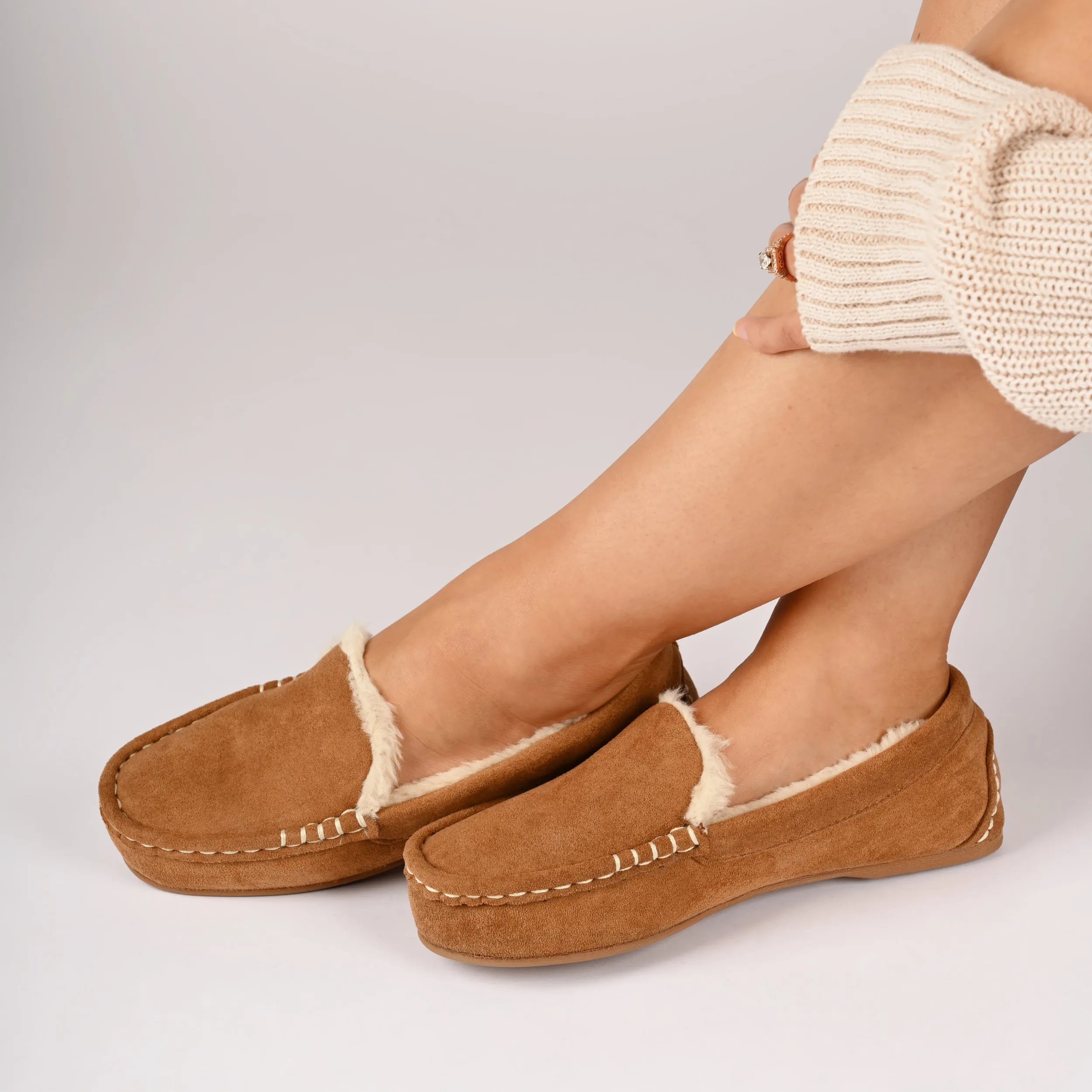 JETAH SLIPPERS IN FAUX SUEDE sold by Journee Collection product image thumbnail 2