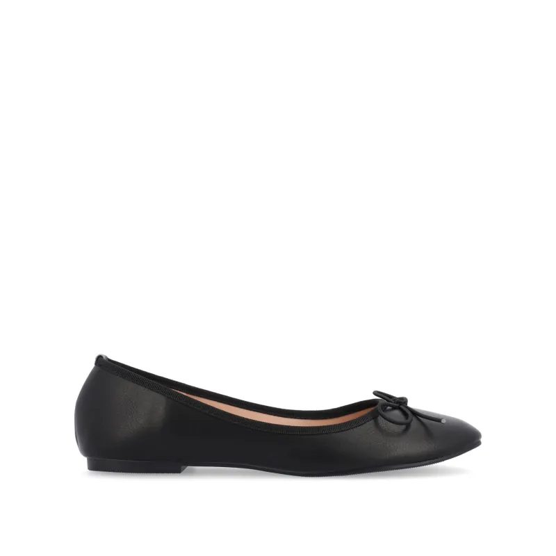 VIKA BALLET FLATS IN VEGAN LEATHER - Black sold by Journee Collection