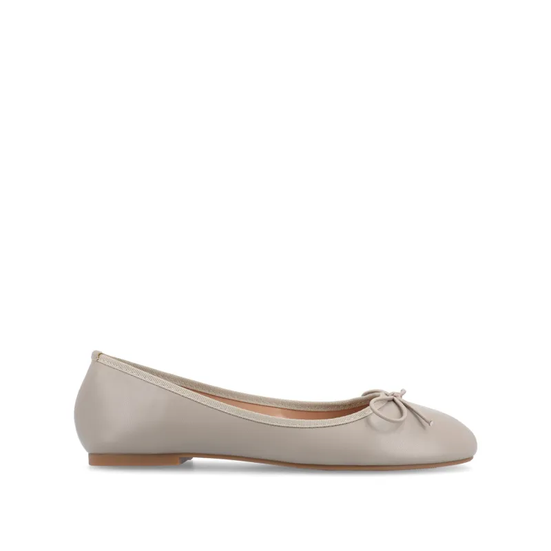 VIKA BALLET FLATS IN VEGAN LEATHER - Grey sold by Journee Collection