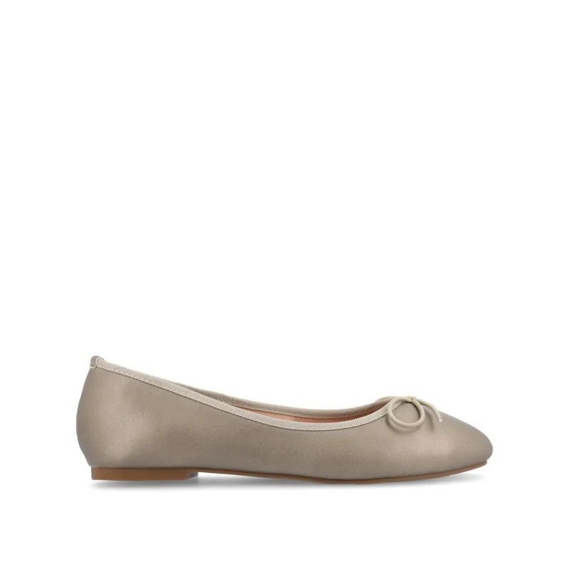 VIKA BALLET FLATS IN VEGAN LEATHER - Pewter PU sold by Journee Collection