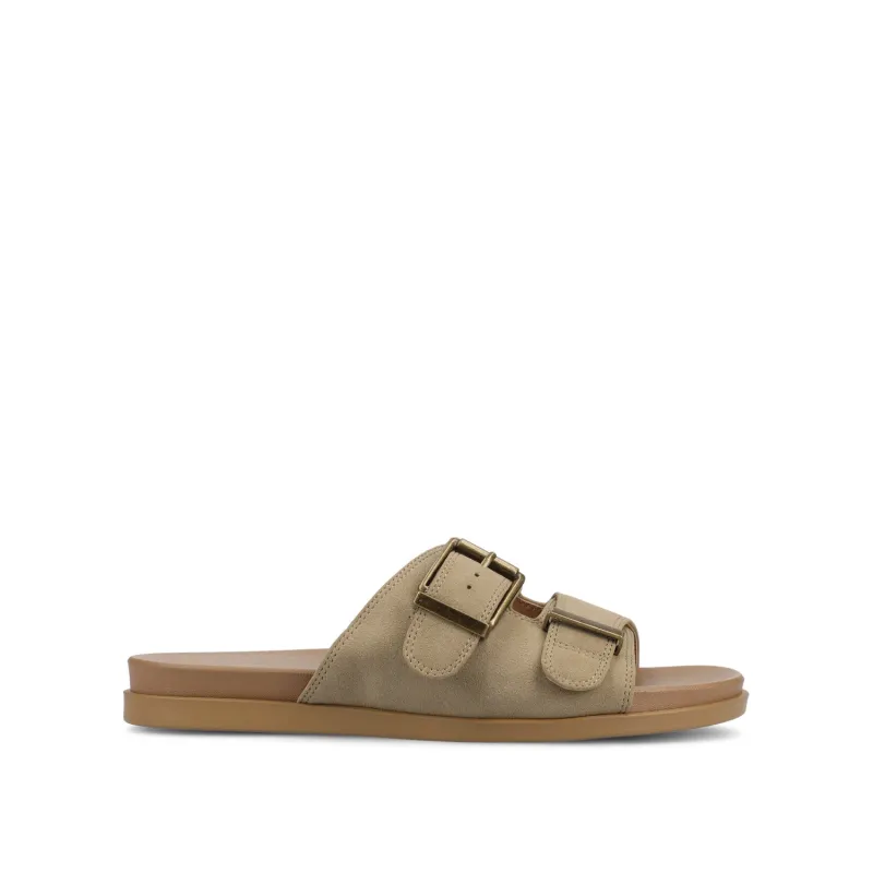 COSETTE FLAT SANDALS - Taupe made by Journee Collection
